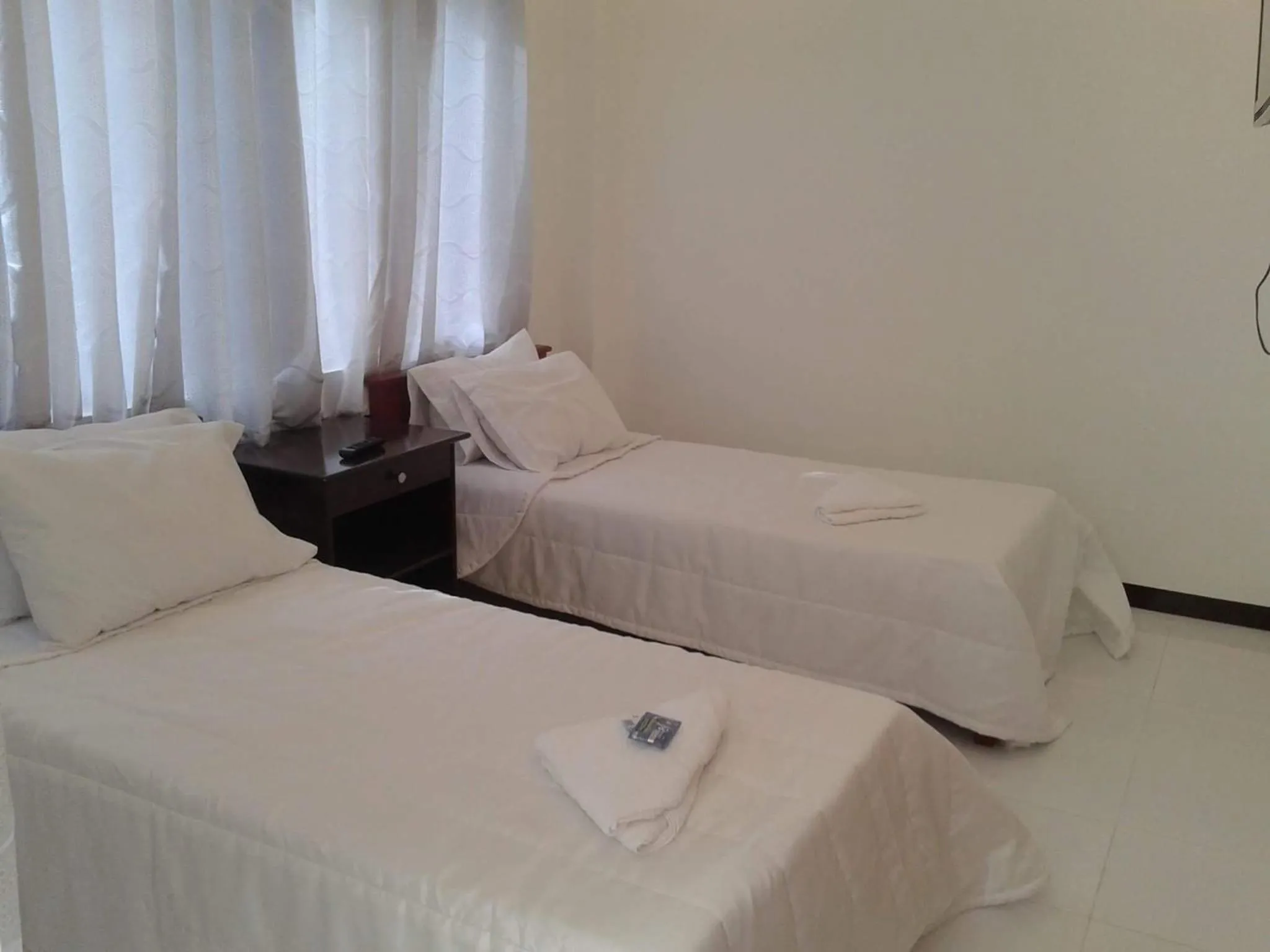 Bed in Luna Oslob Travellers Inn