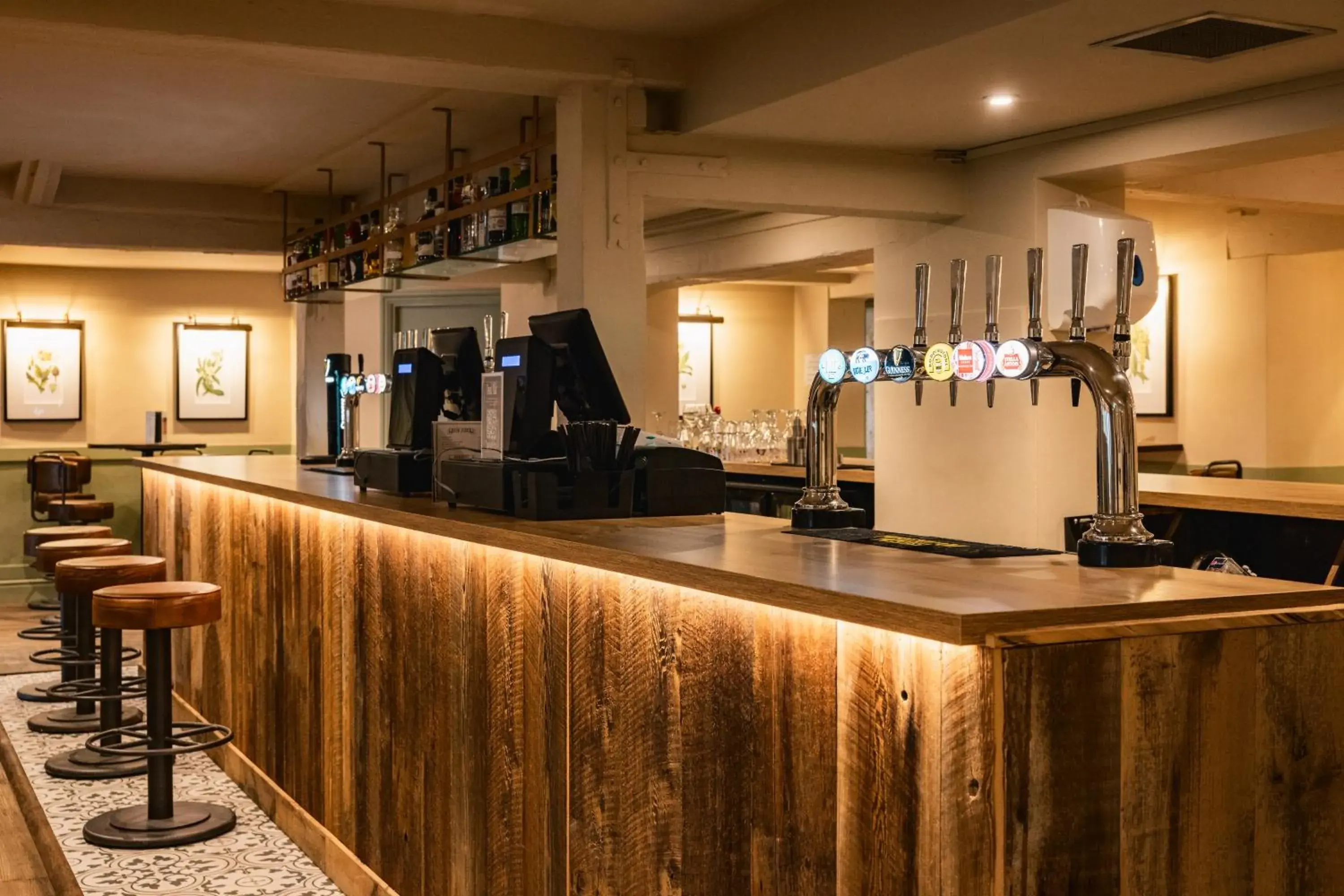 Lounge or bar in Hotel Wrexham Lounge or bar in Hotel Wrexham