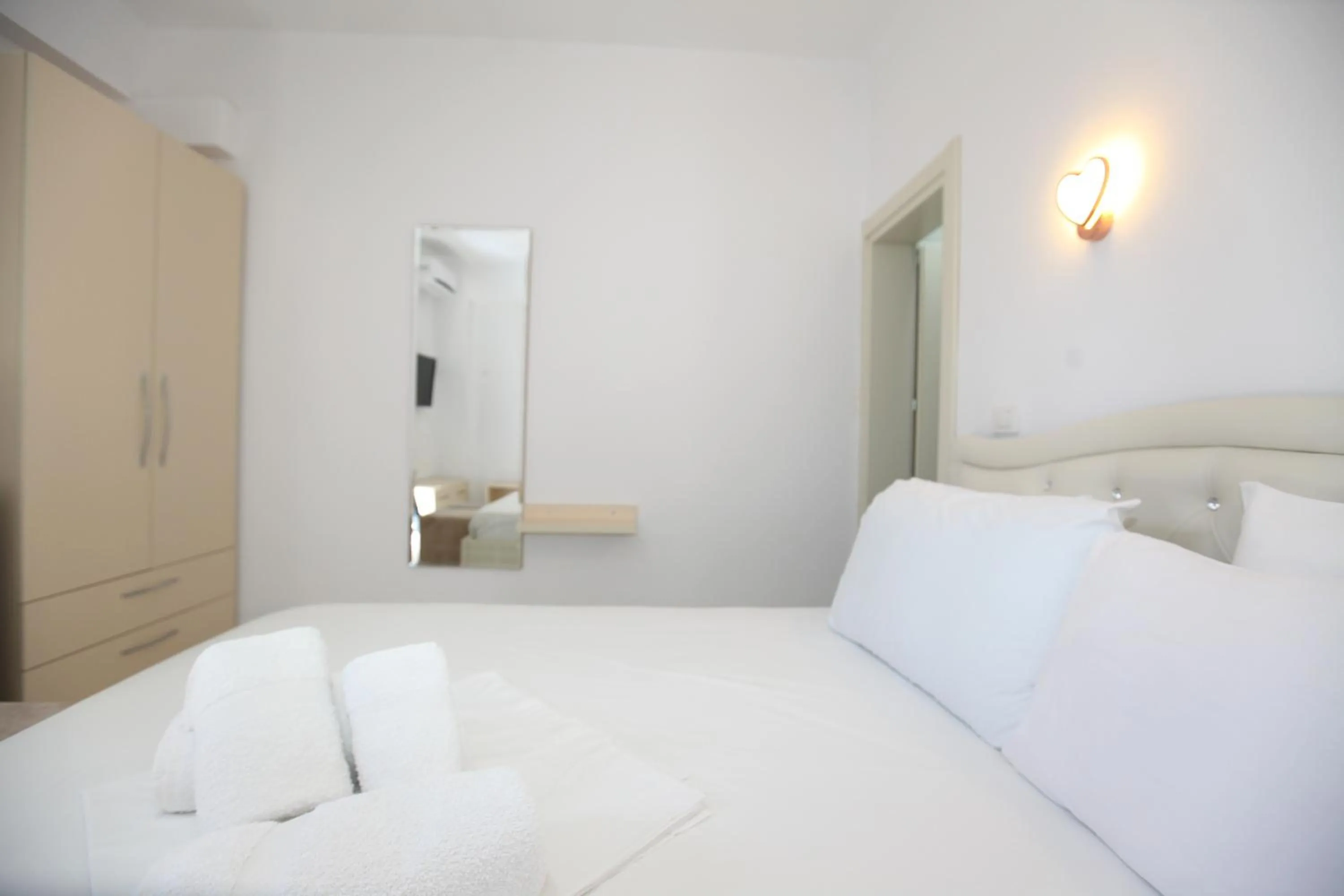 Bedroom, Bed in Ksamil Central Park Hotel