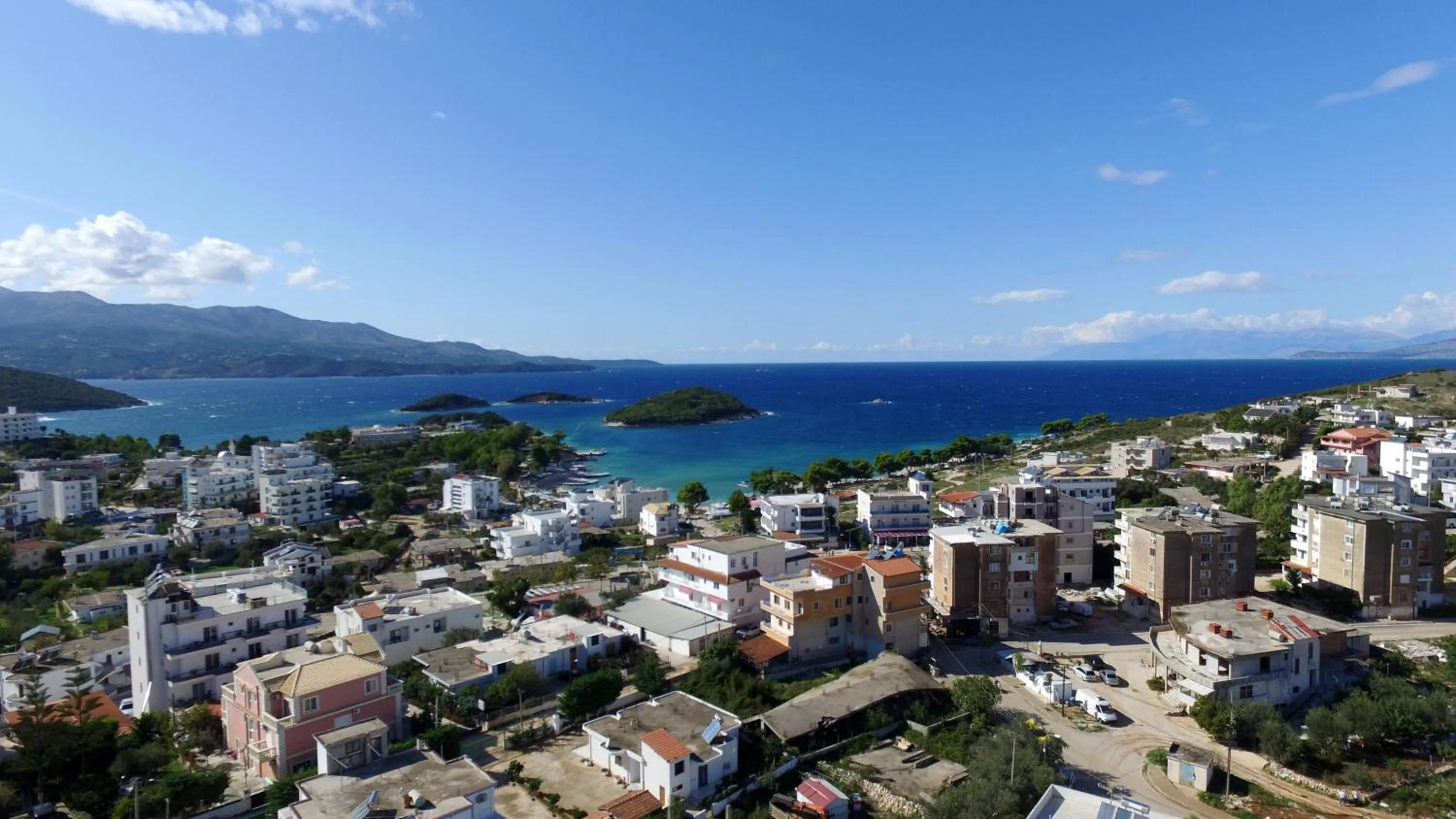 Sea view in Ksamil Central Park Hotel