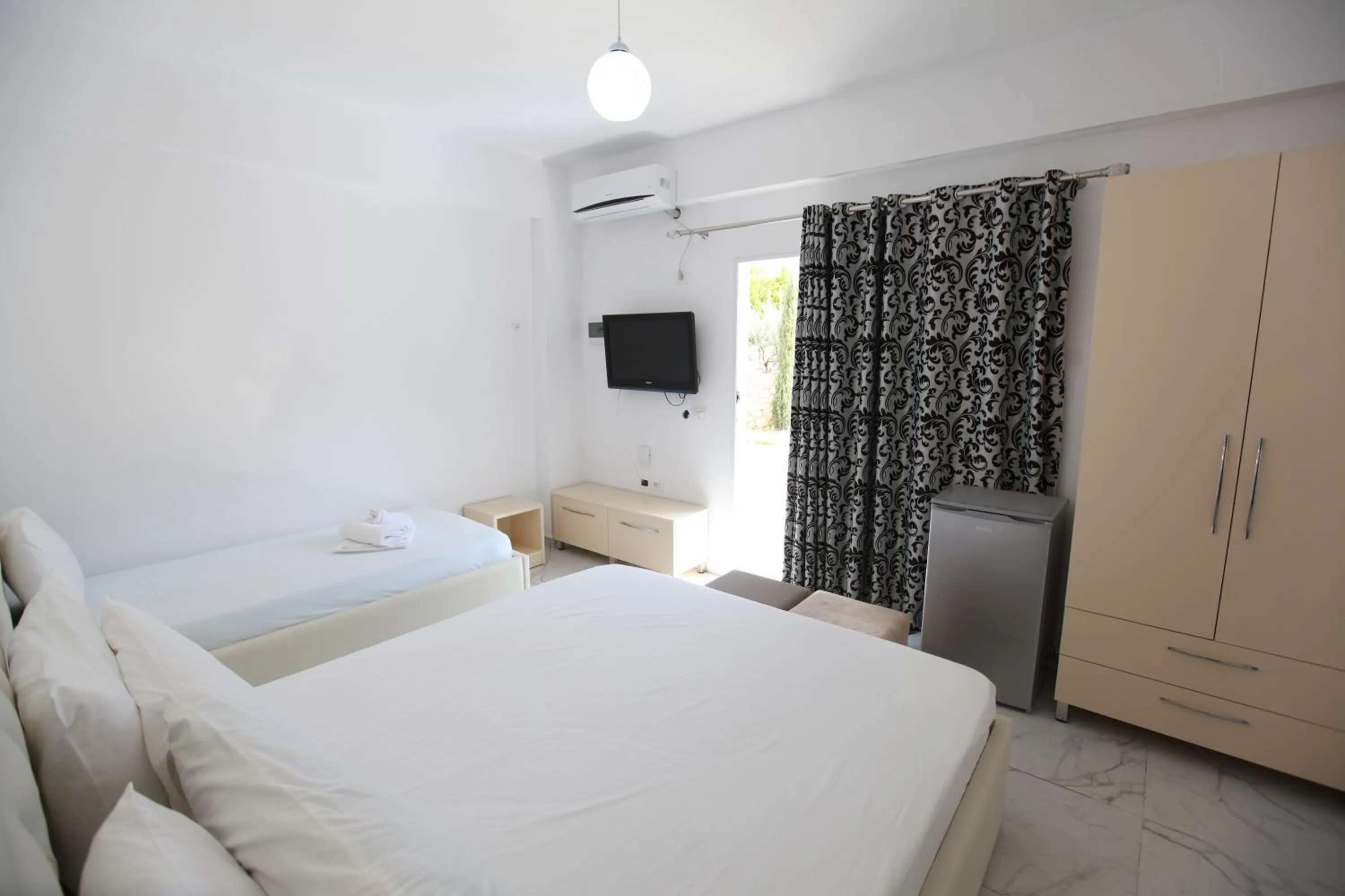 Bedroom, Bed in Ksamil Central Park Hotel