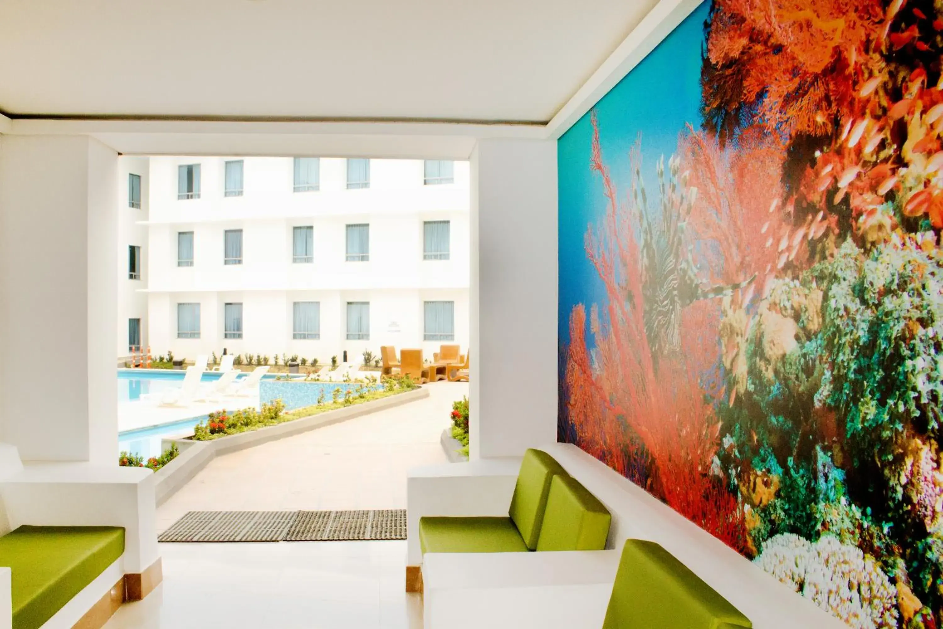 Pool view in Hotel Las Olas Mamonal Pool view in Hotel Las Olas Mamonal