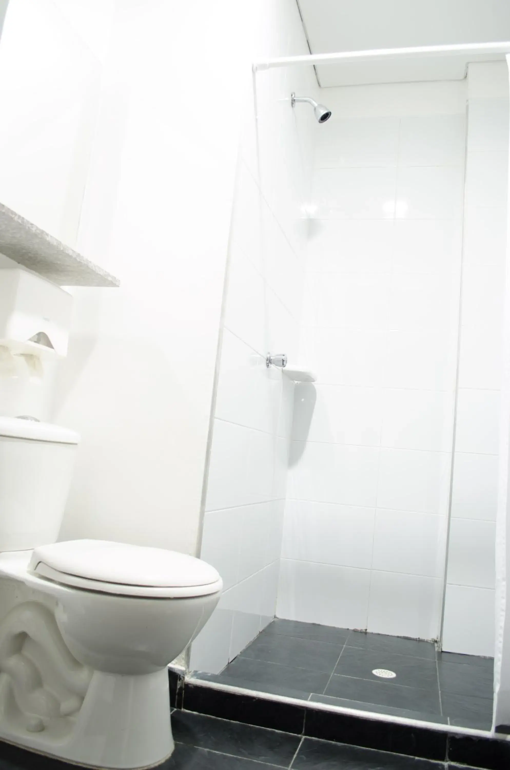 Bathroom in Hotel Las Olas Mamonal Bathroom in Hotel Las Olas Mamonal