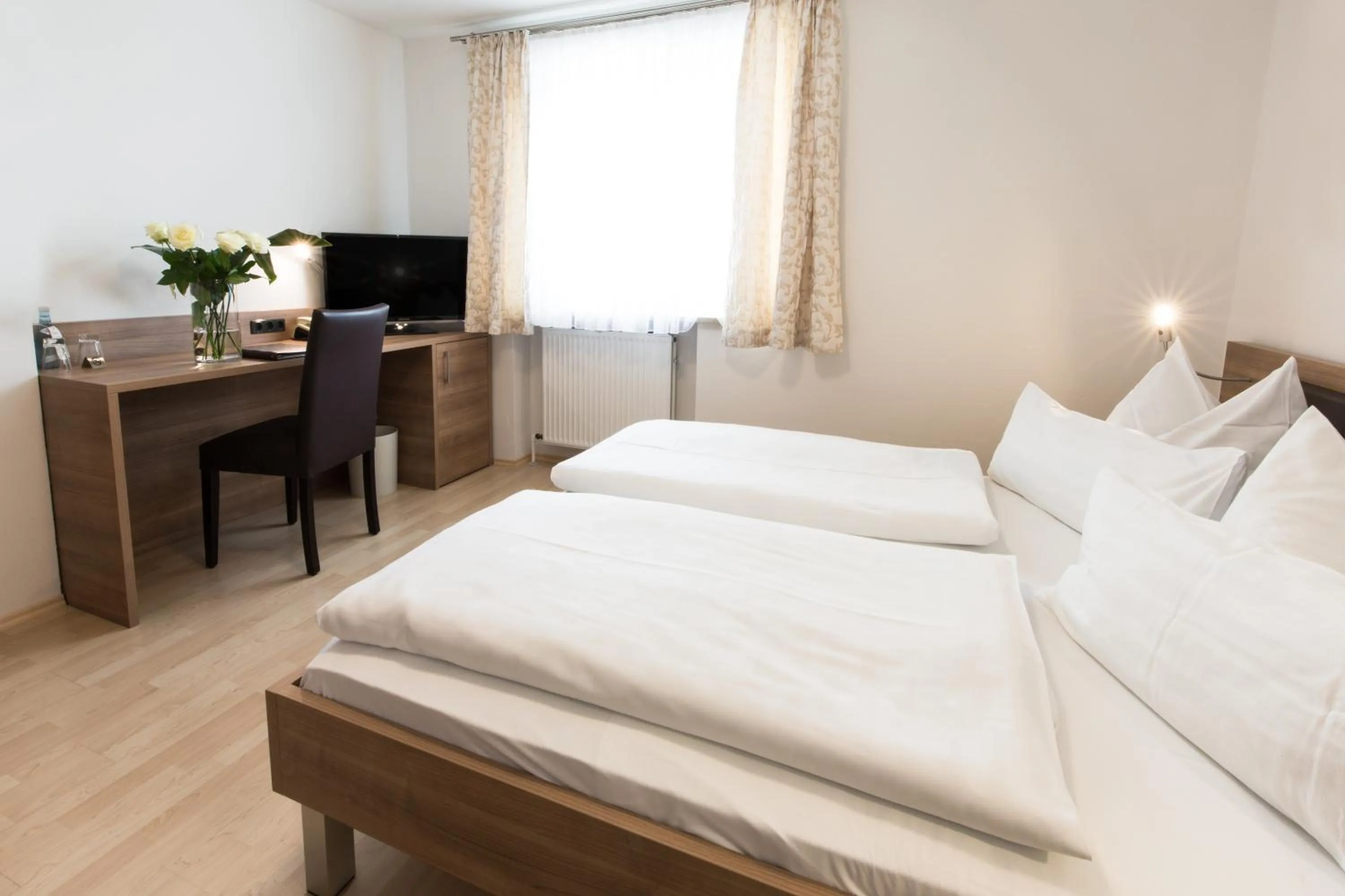 Photo of the whole room, Bed in Hotel Palko