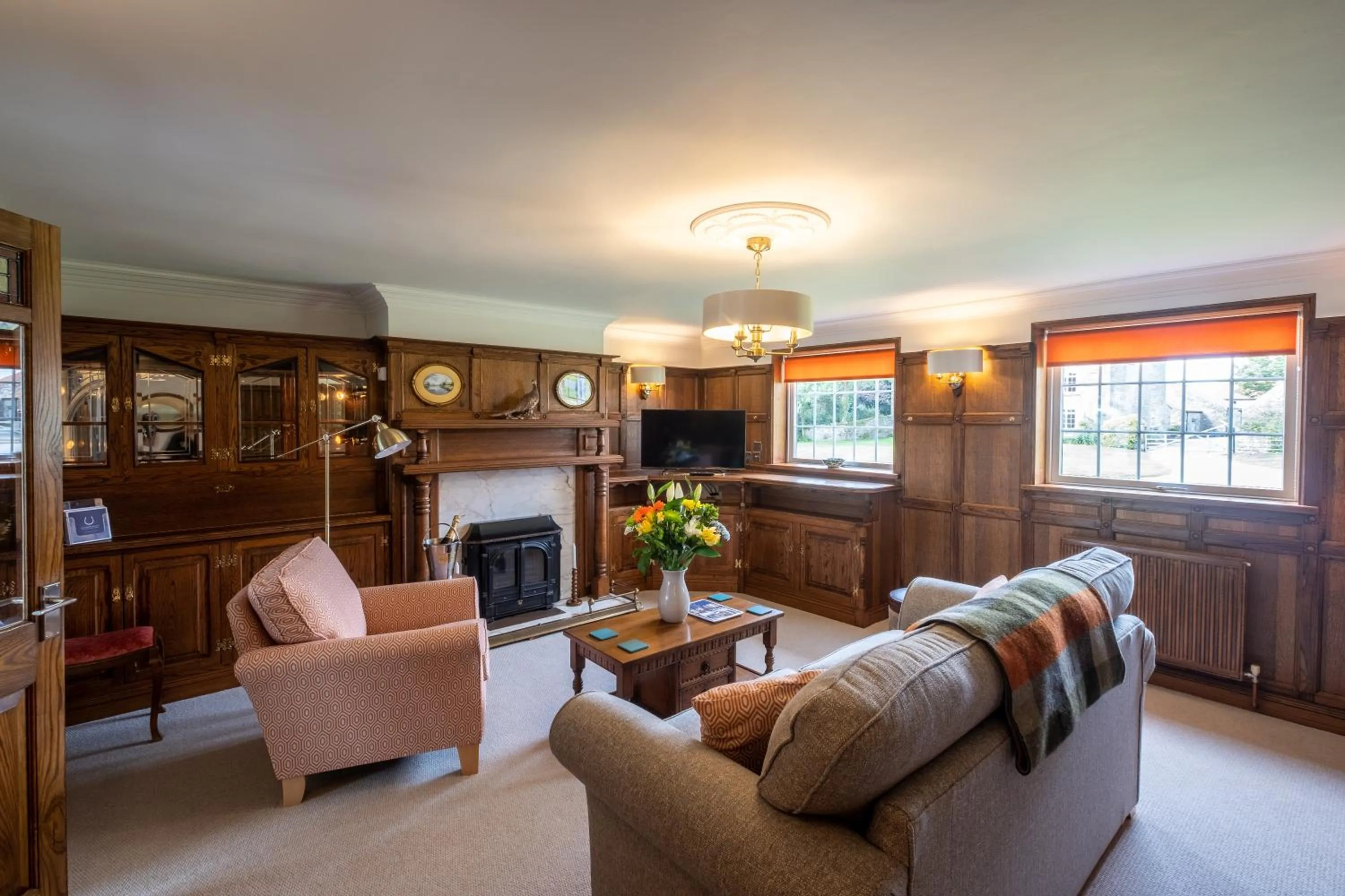 Living room in The Horseshoe Country Inn