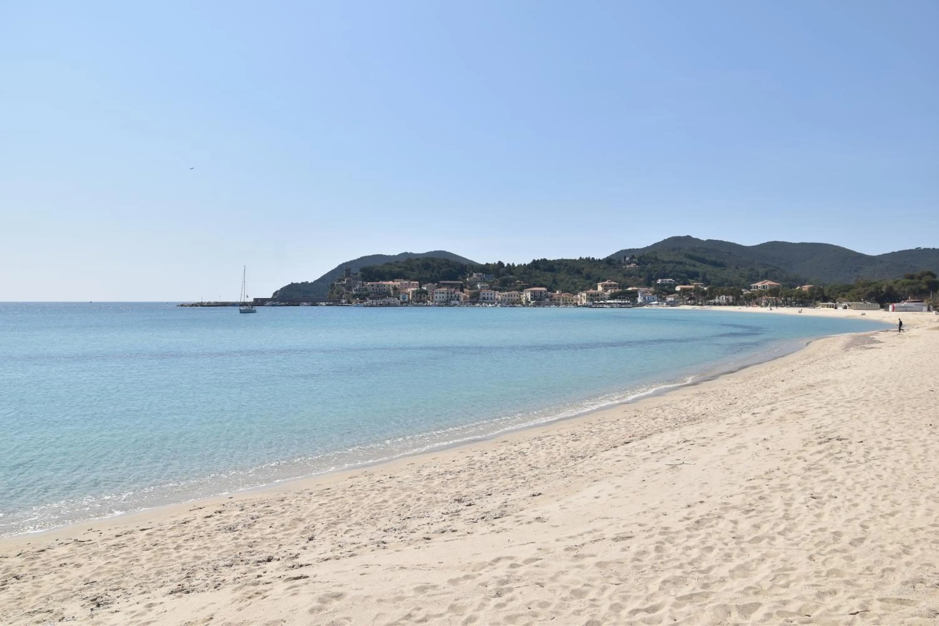 Beach in Appartamenti Olivo - 100 mt dal mare con aria condizionata