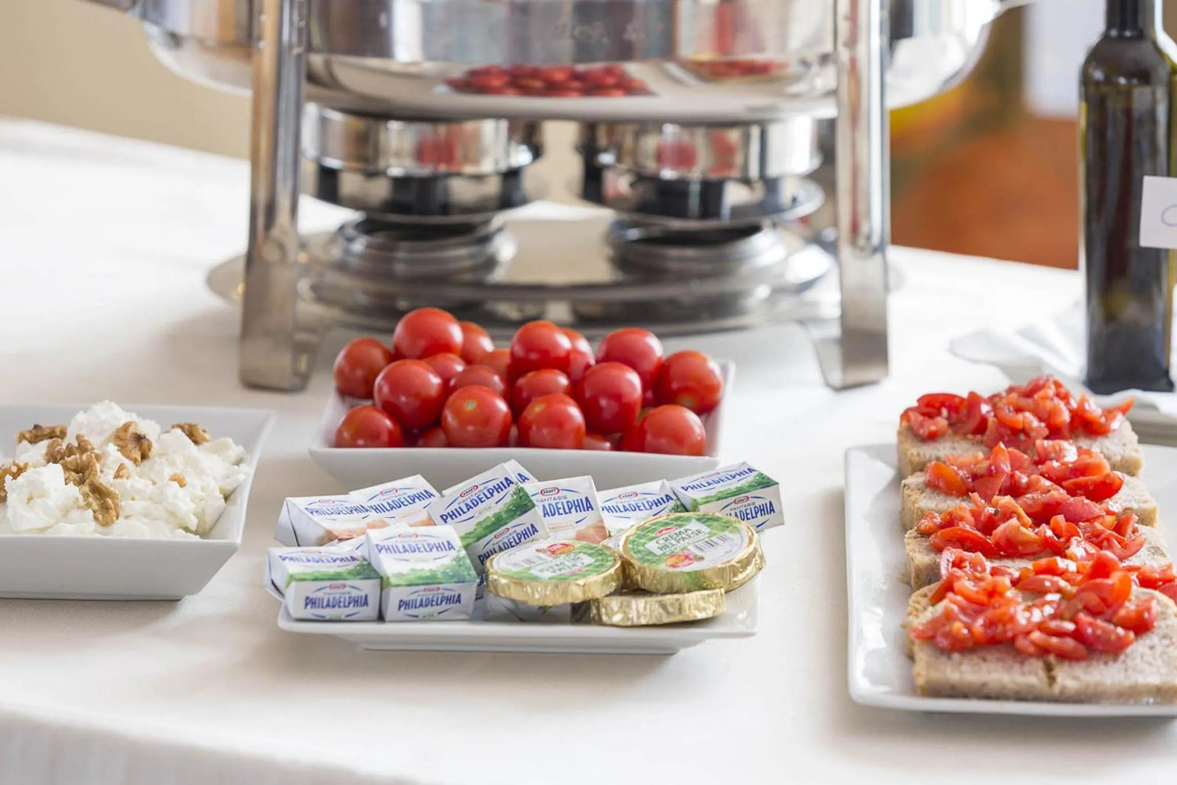 Food and drinks in Hotel Maja