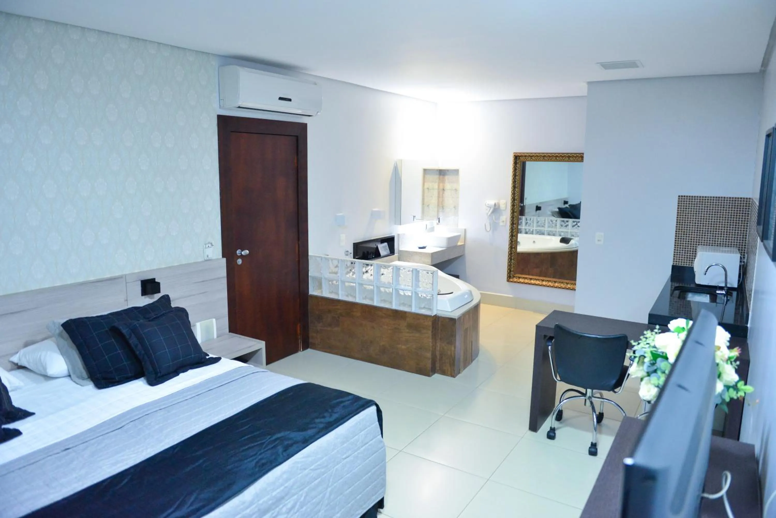 Studio with Spa Bath in Planaltos Palace Hotel