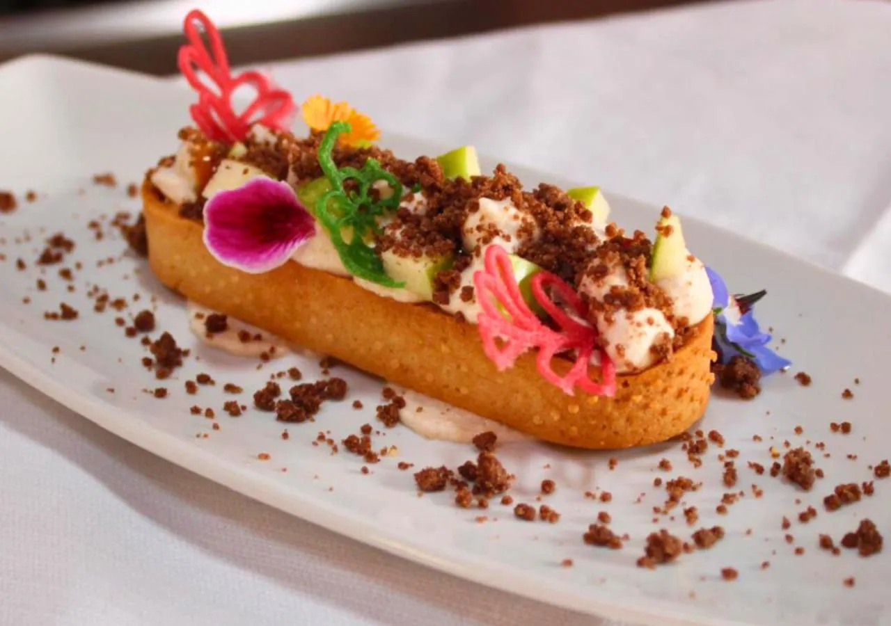 Restaurant/places to eat in Relais Torre Marabino