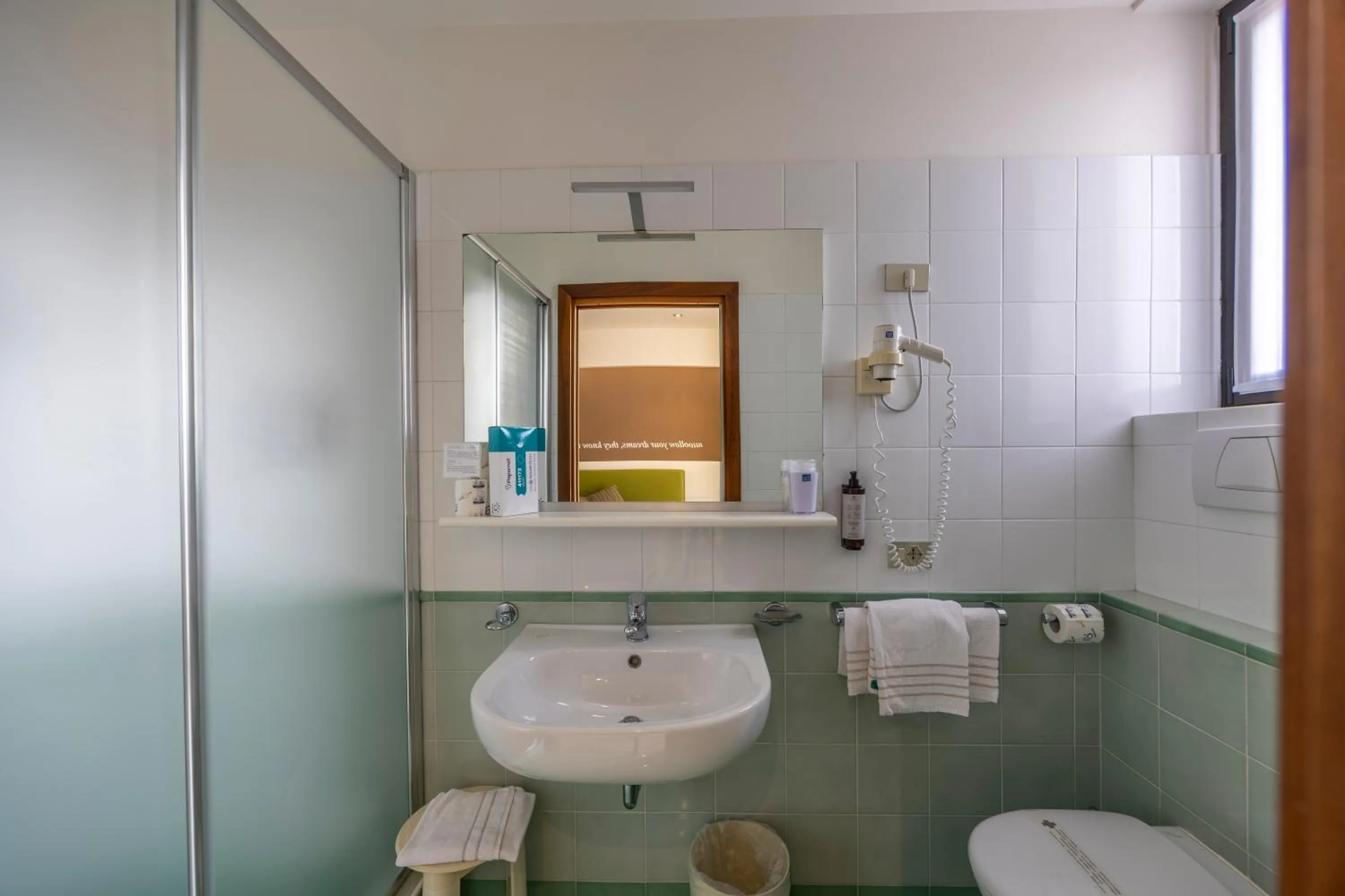 Bathroom in Hotel Ideal