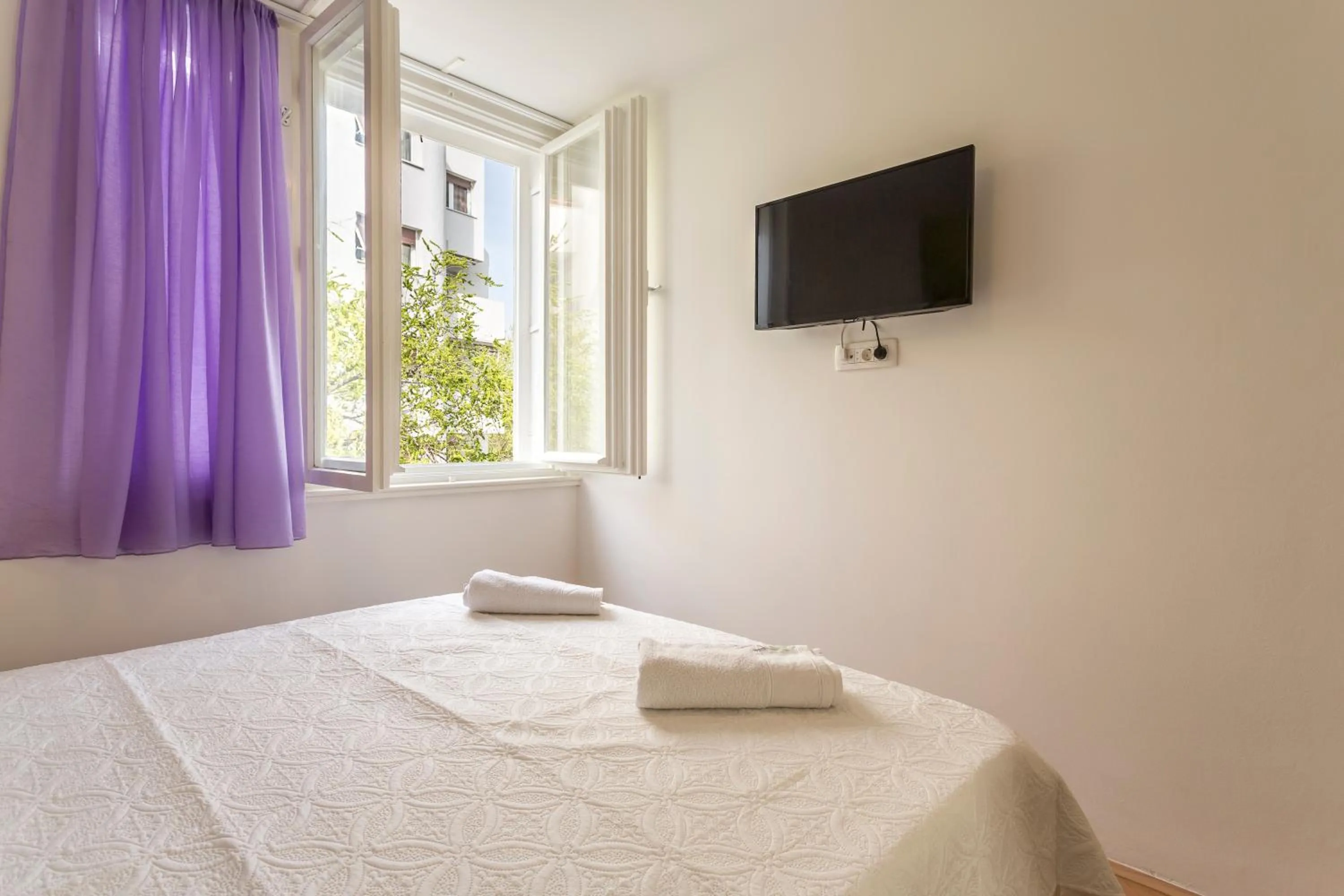 TV and multimedia, Bed in Apartment Petro Oldtown