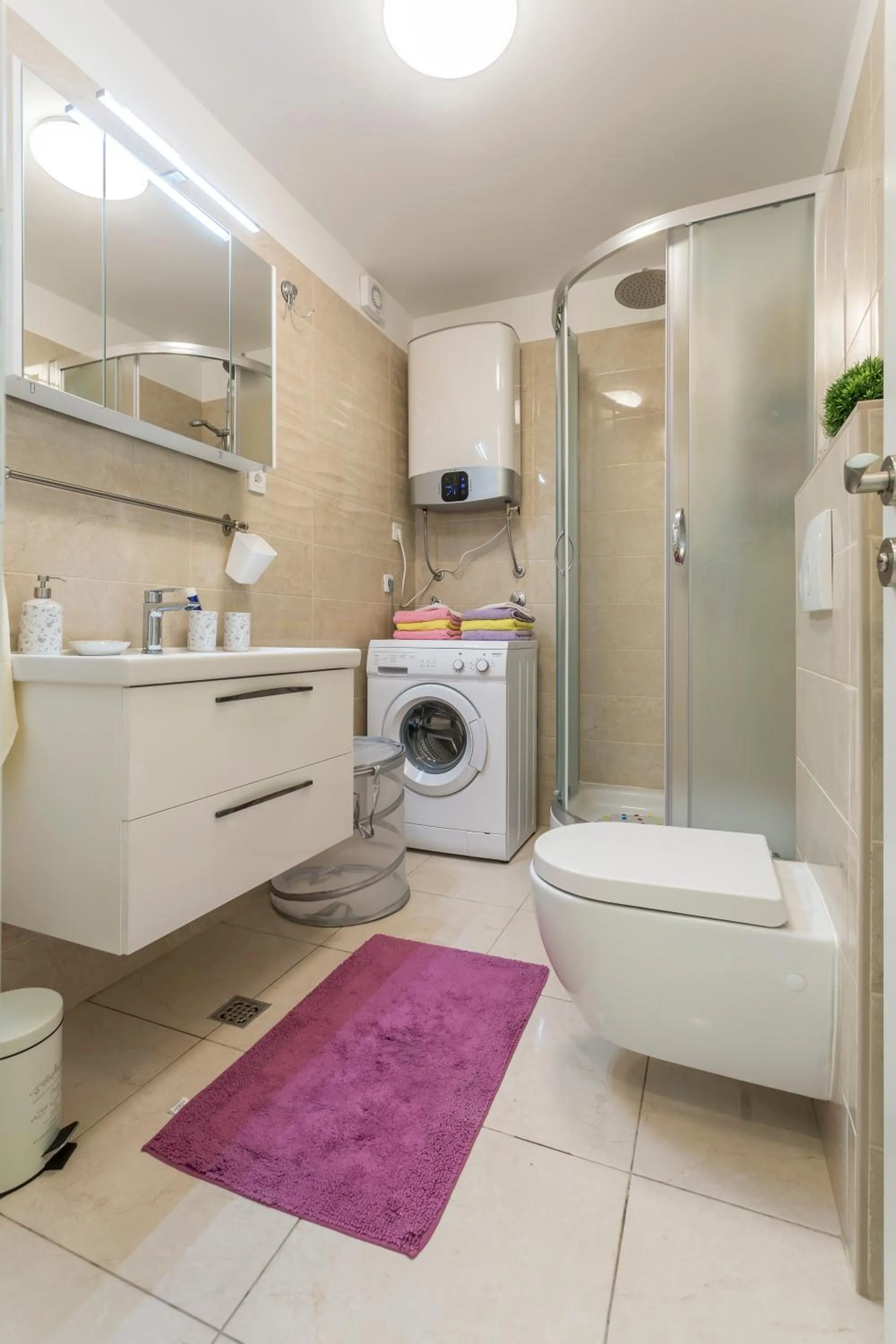Shower in Apartment Petro Oldtown