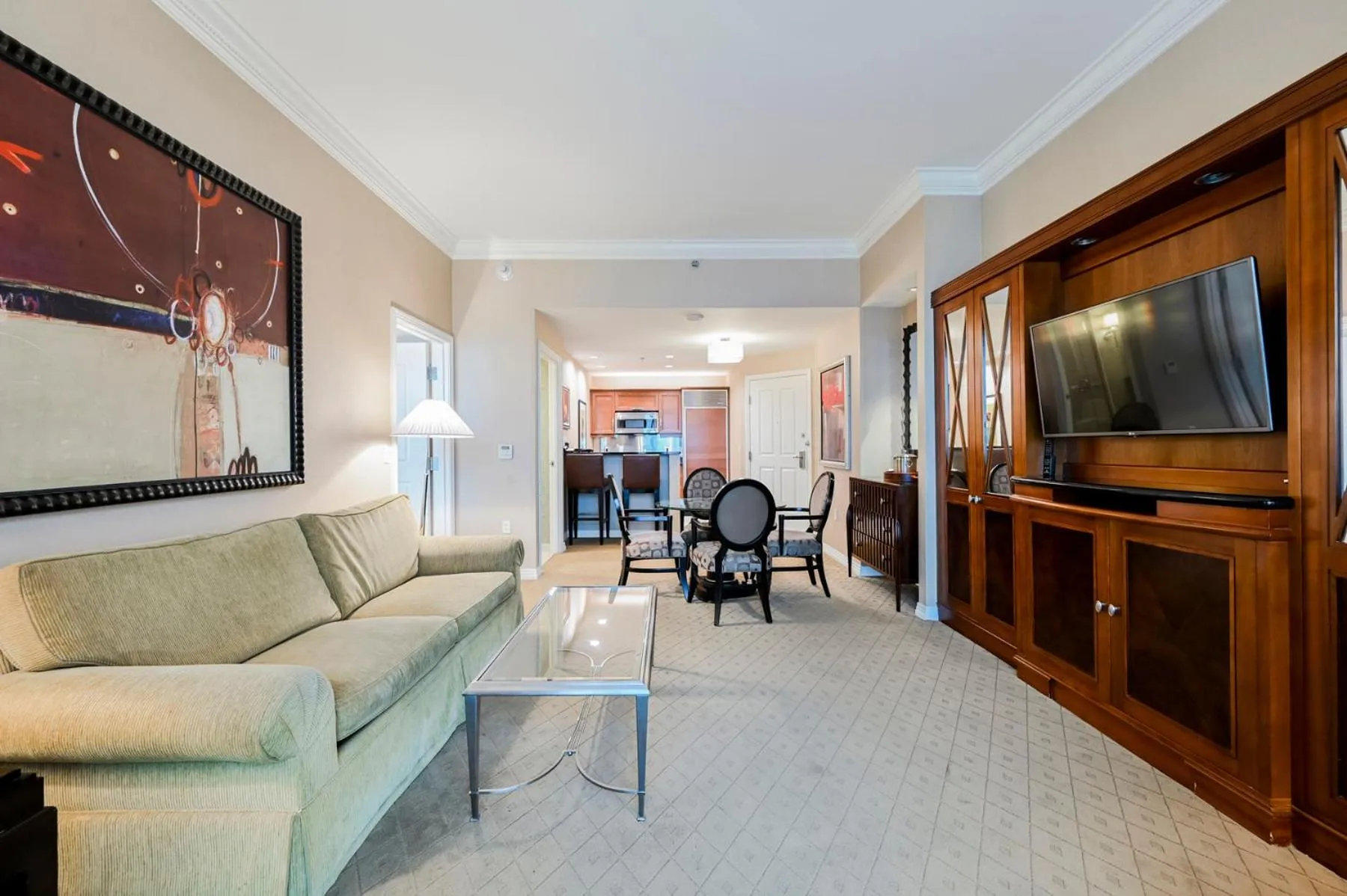 Penthouse Floor Studio Two-Bedroom - Strip View & Balcony in Signature Rental by Owner Direct