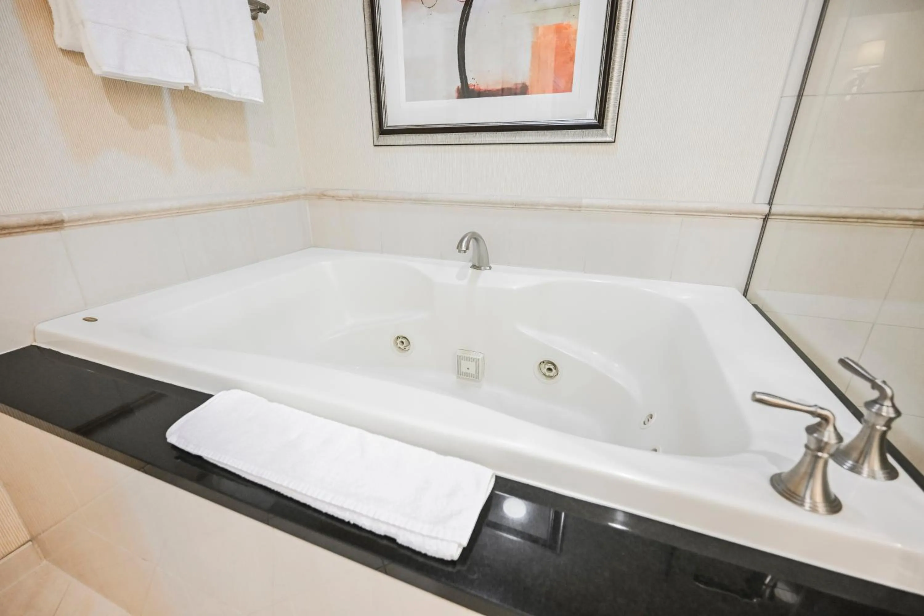 Bath in Signature Rental by Owner Direct