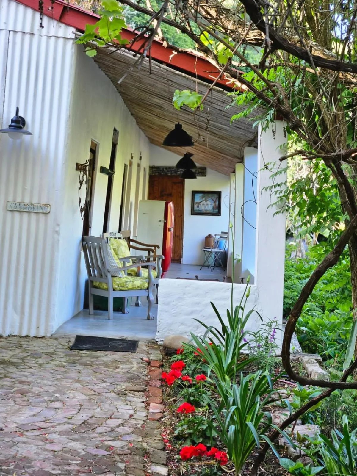 The Riverdeck Accommodation and Backpackers