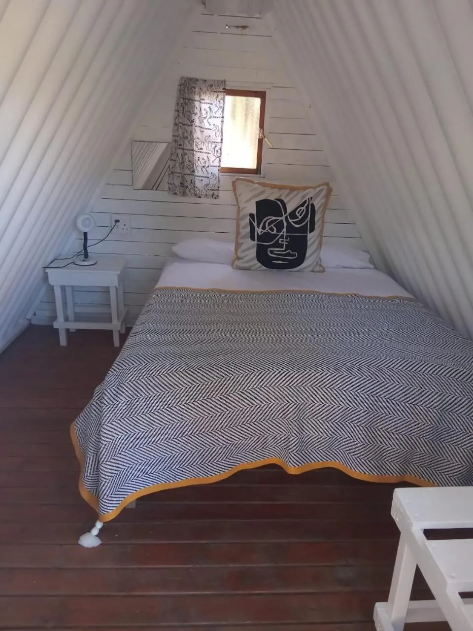 The Riverdeck Accommodation and Backpackers