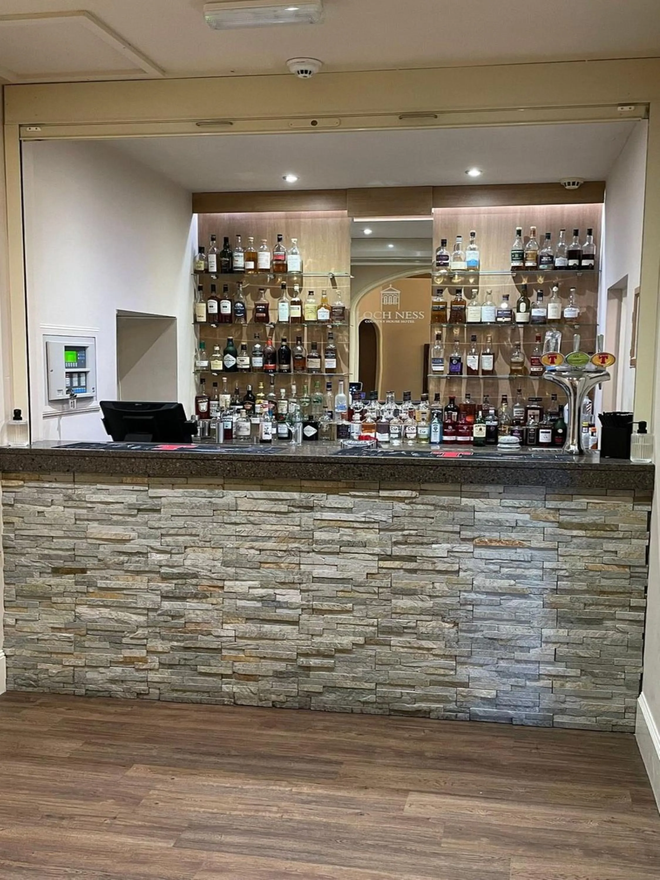 Lounge or bar in Loch Ness Country House Hotel