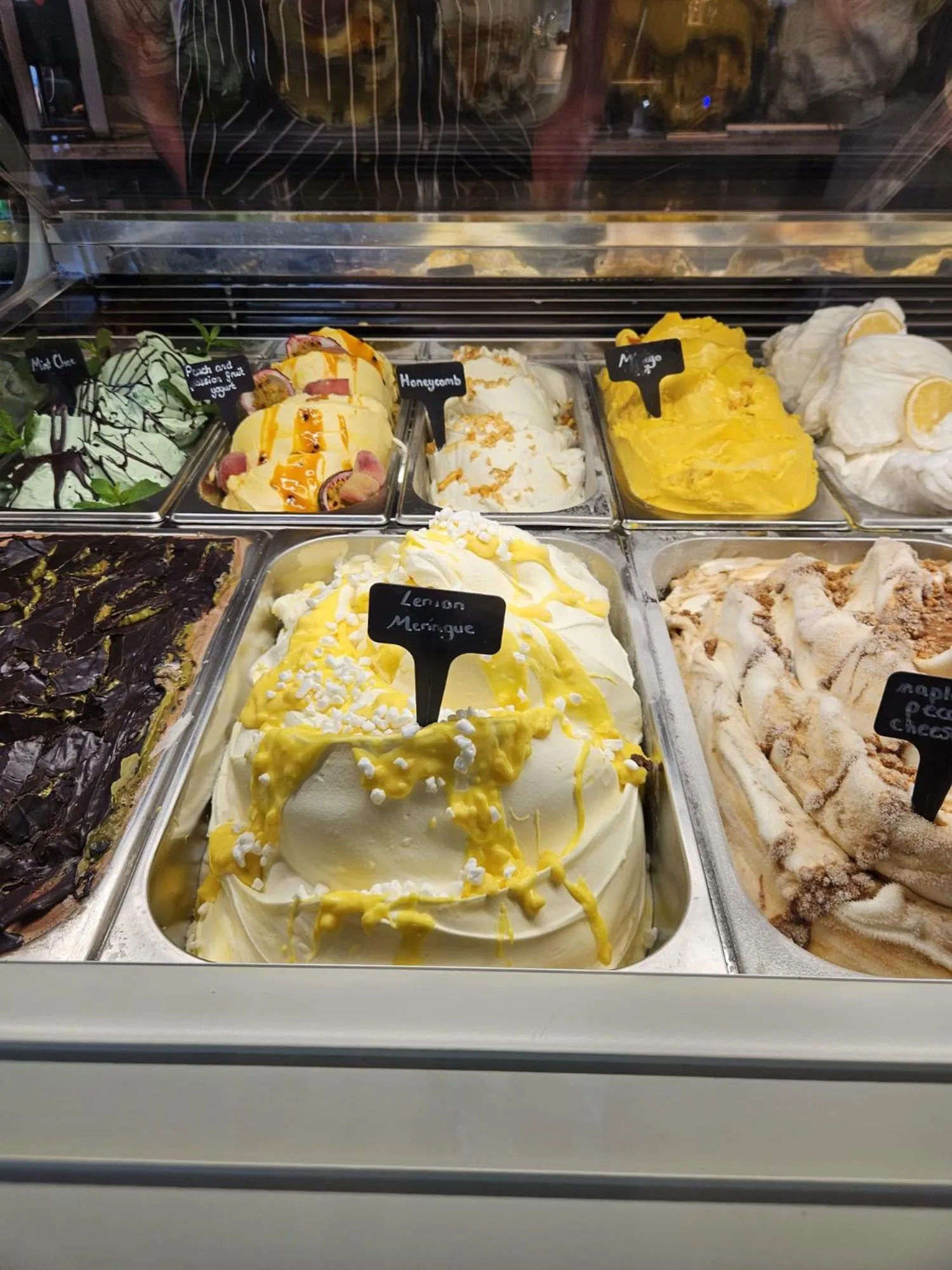 Restaurant/places to eat in Hotel Nineteen