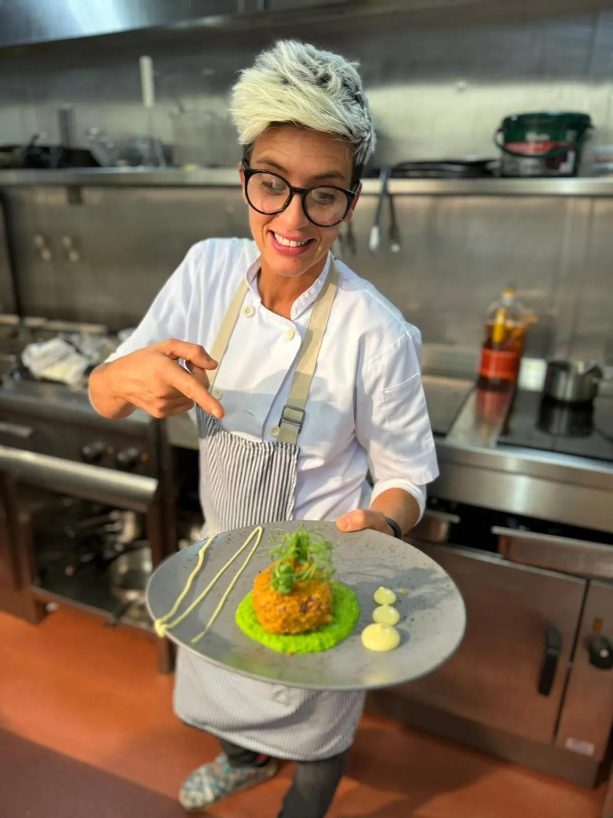 Food and drinks in The Avenue Hotel Ltd