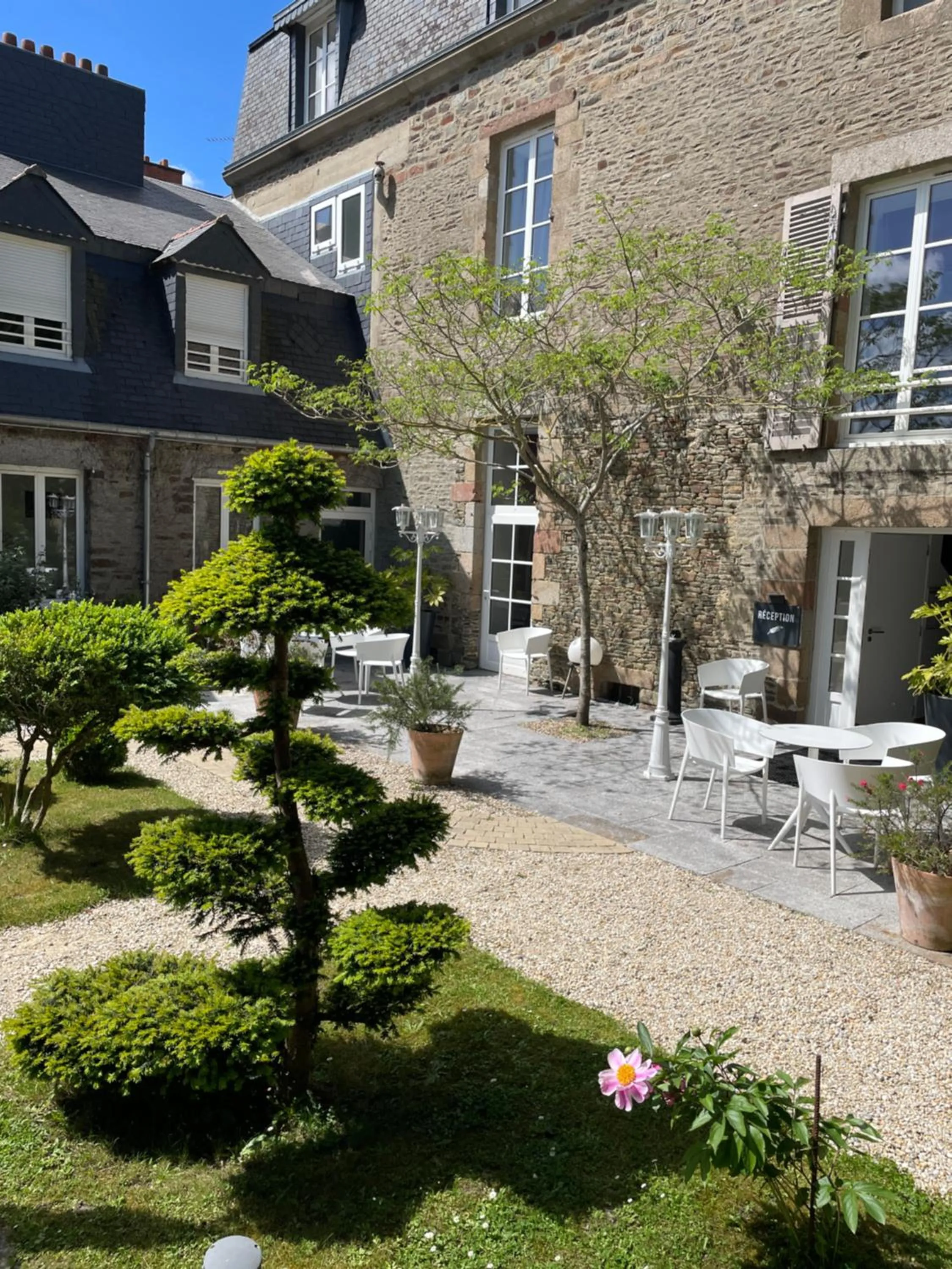 Property building in Hôtel Victor Hugo