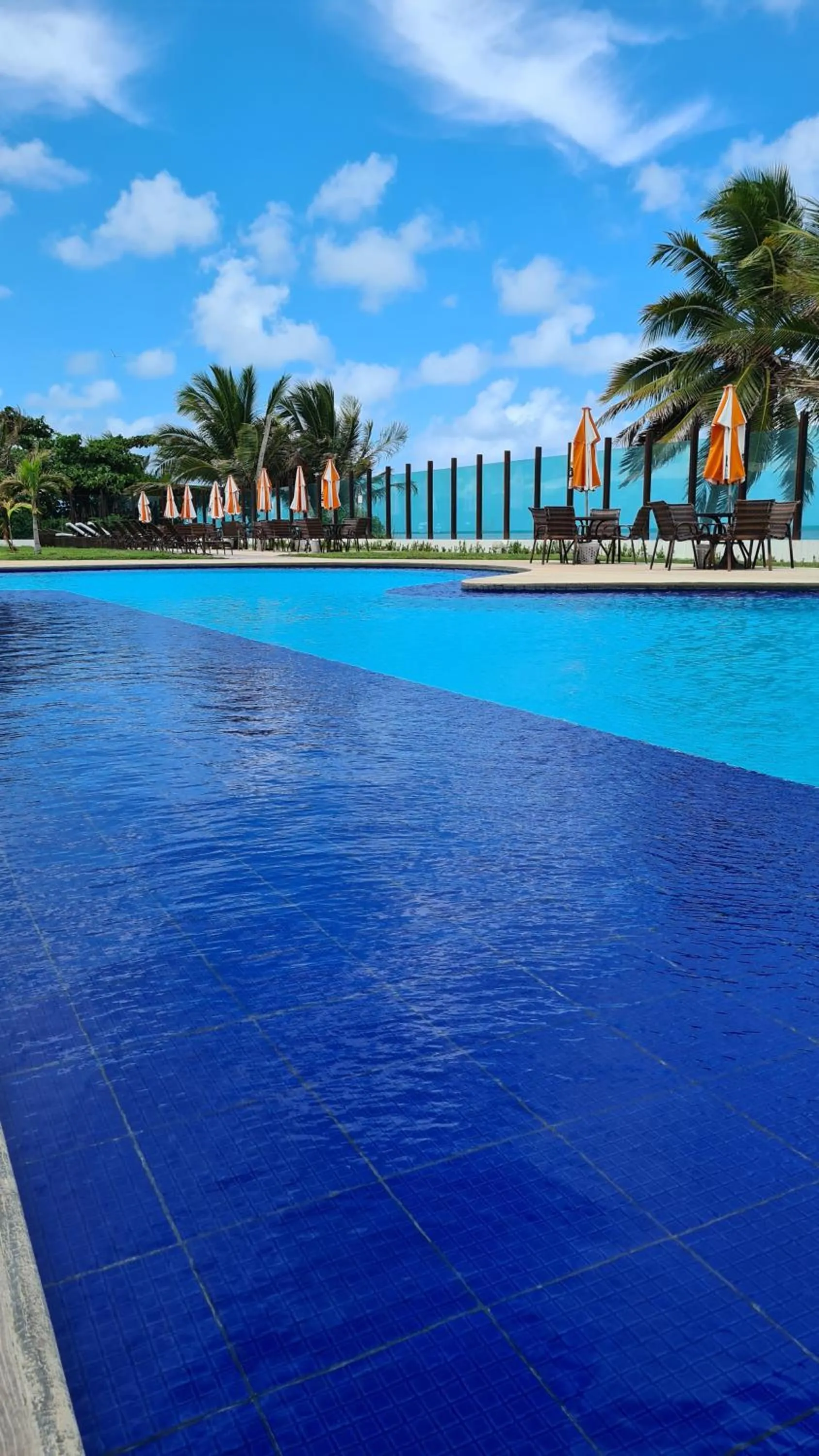 Swimming pool in Luxor Tabatinga Beira Mar