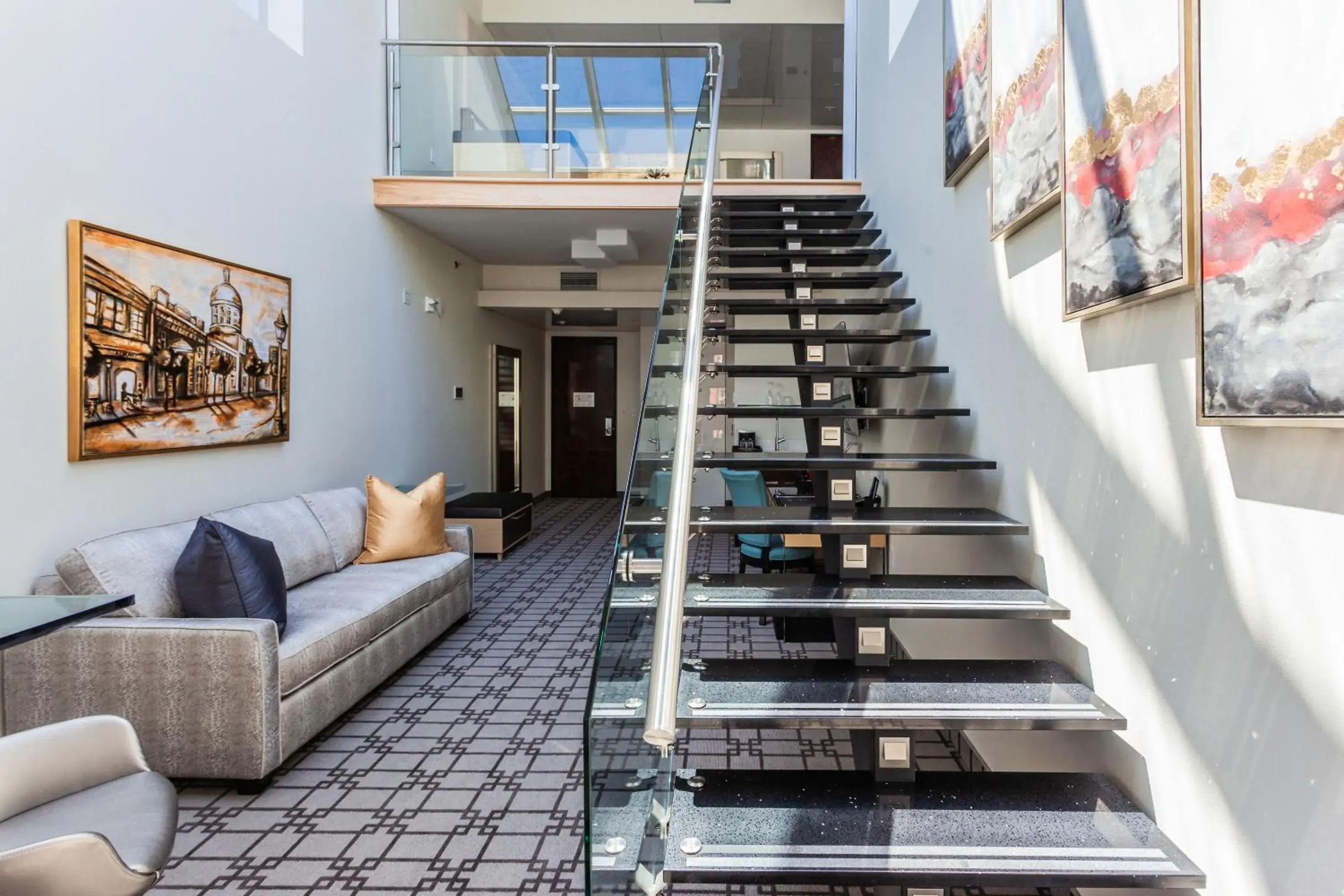 Sky Loft Suite with Terrace in Le Mount Stephen Sky Loft Suite with Terrace in Le Mount Stephen