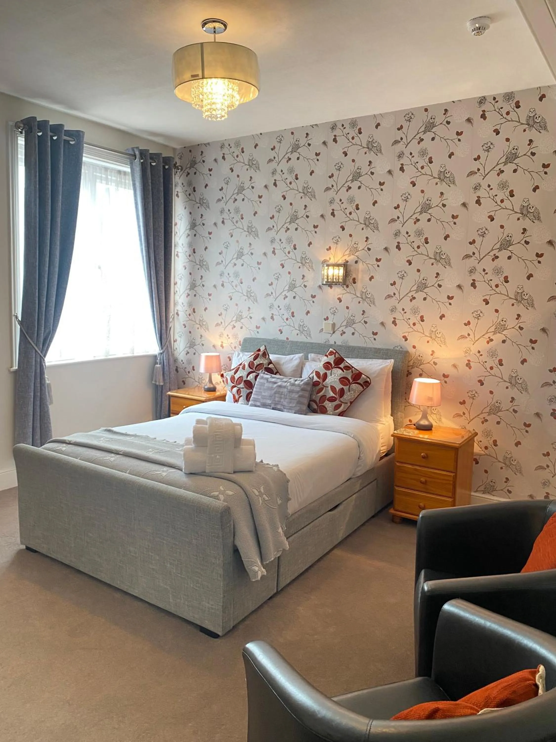 Bed in Coastal Waters (Hotel Barton)