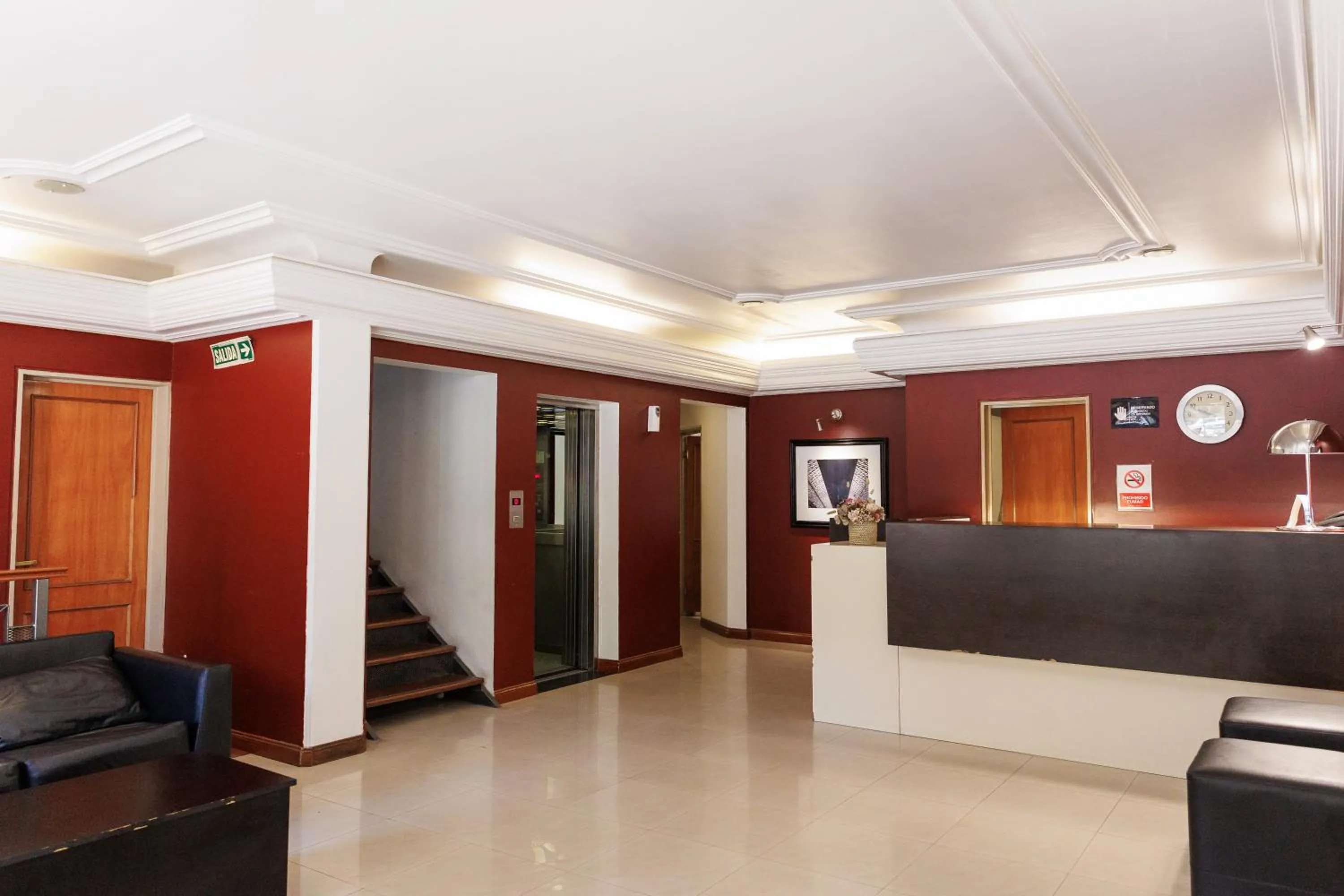 Lobby or reception in Hotel Petit Cordoba