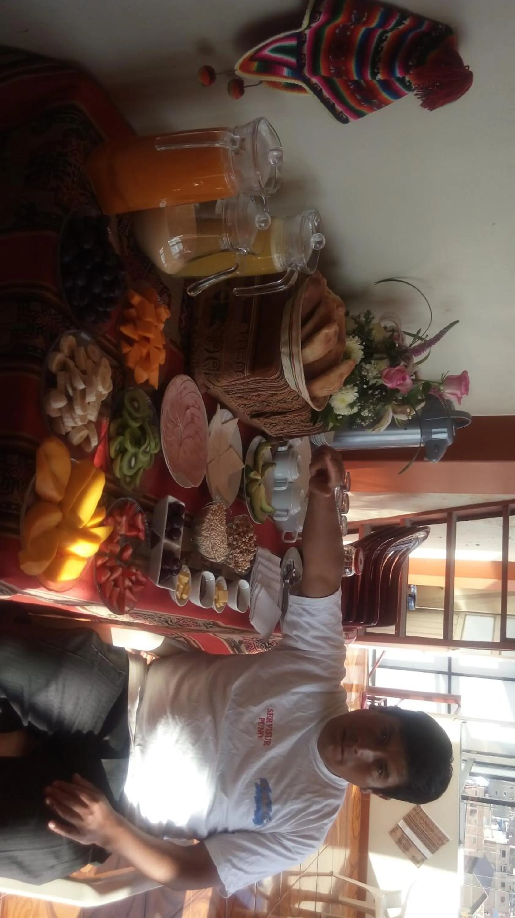 Restaurant/places to eat in Hostal Inkawatana Inn