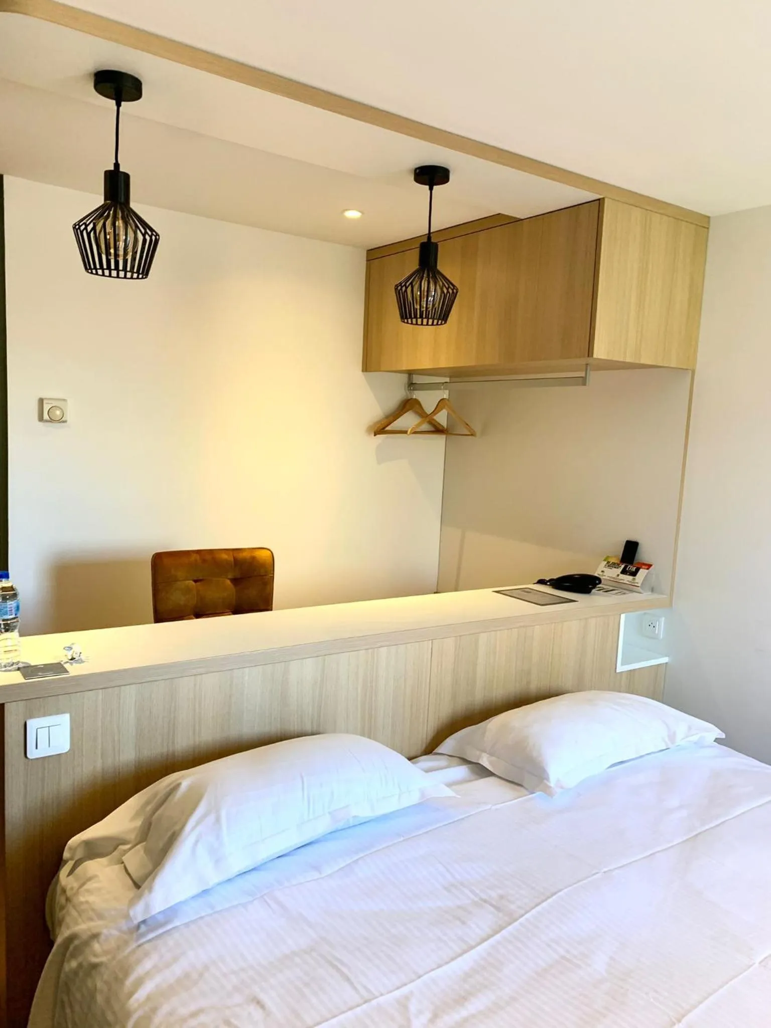 Bed in Logis Hôtel Domaine du Moulin Cavier - Restaurants & Spa