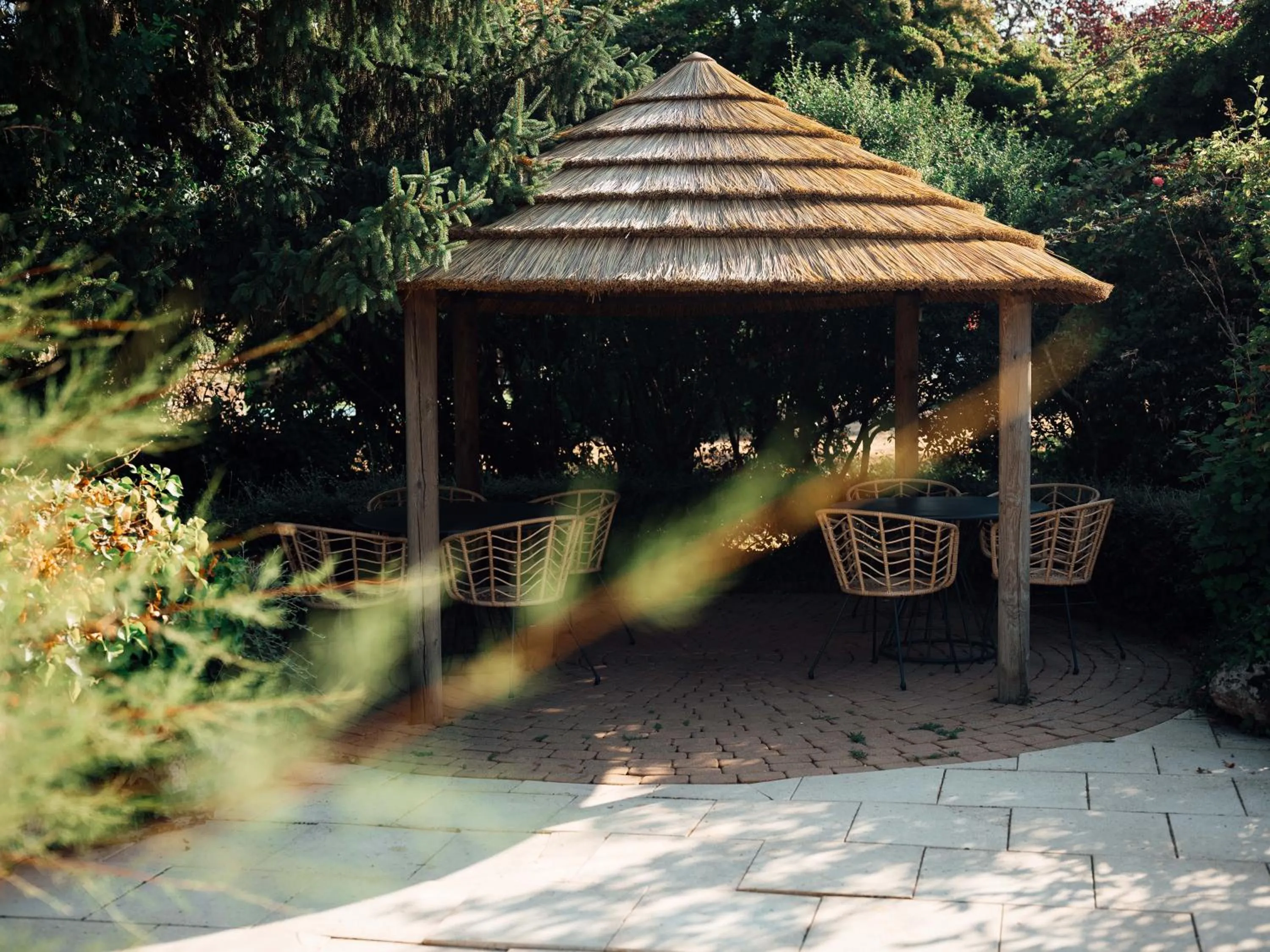 Patio in Logis Hôtel Domaine du Moulin Cavier - Restaurants & Spa