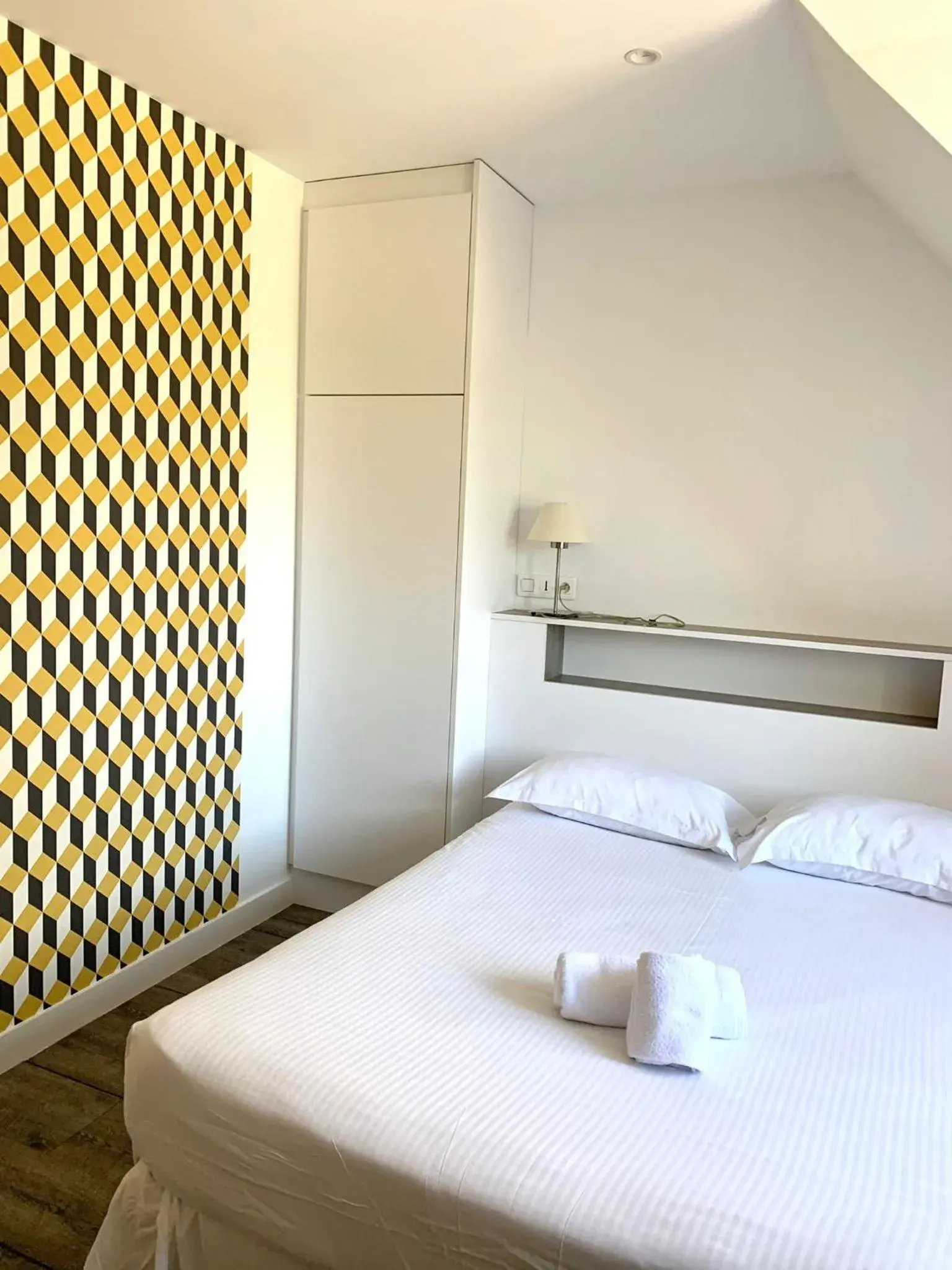 Bed in Logis Hôtel Domaine du Moulin Cavier - Restaurants & Spa Bed in Logis Hôtel Domaine du Moulin Cavier - Restaurants & Spa