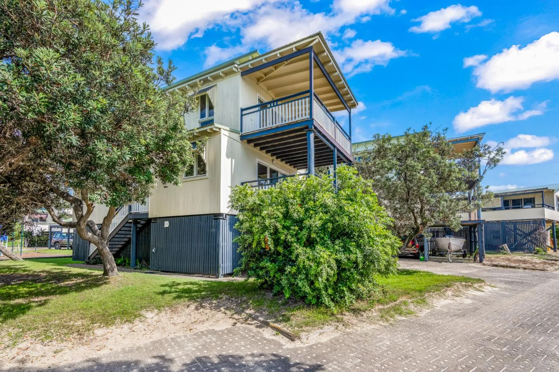 Property building in K'gari Beach Houses