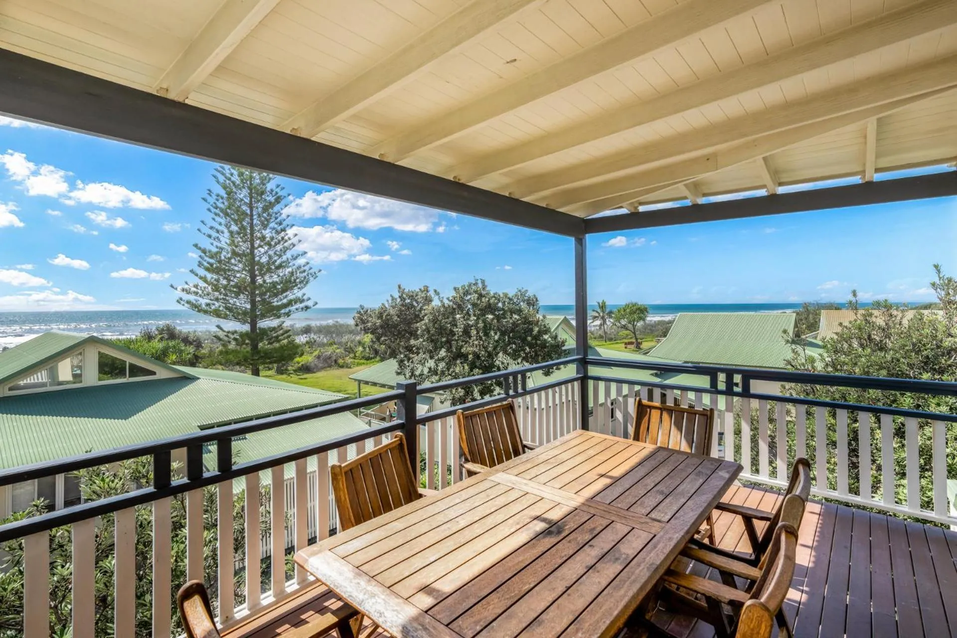 Balcony/Terrace in K'gari Beach Houses