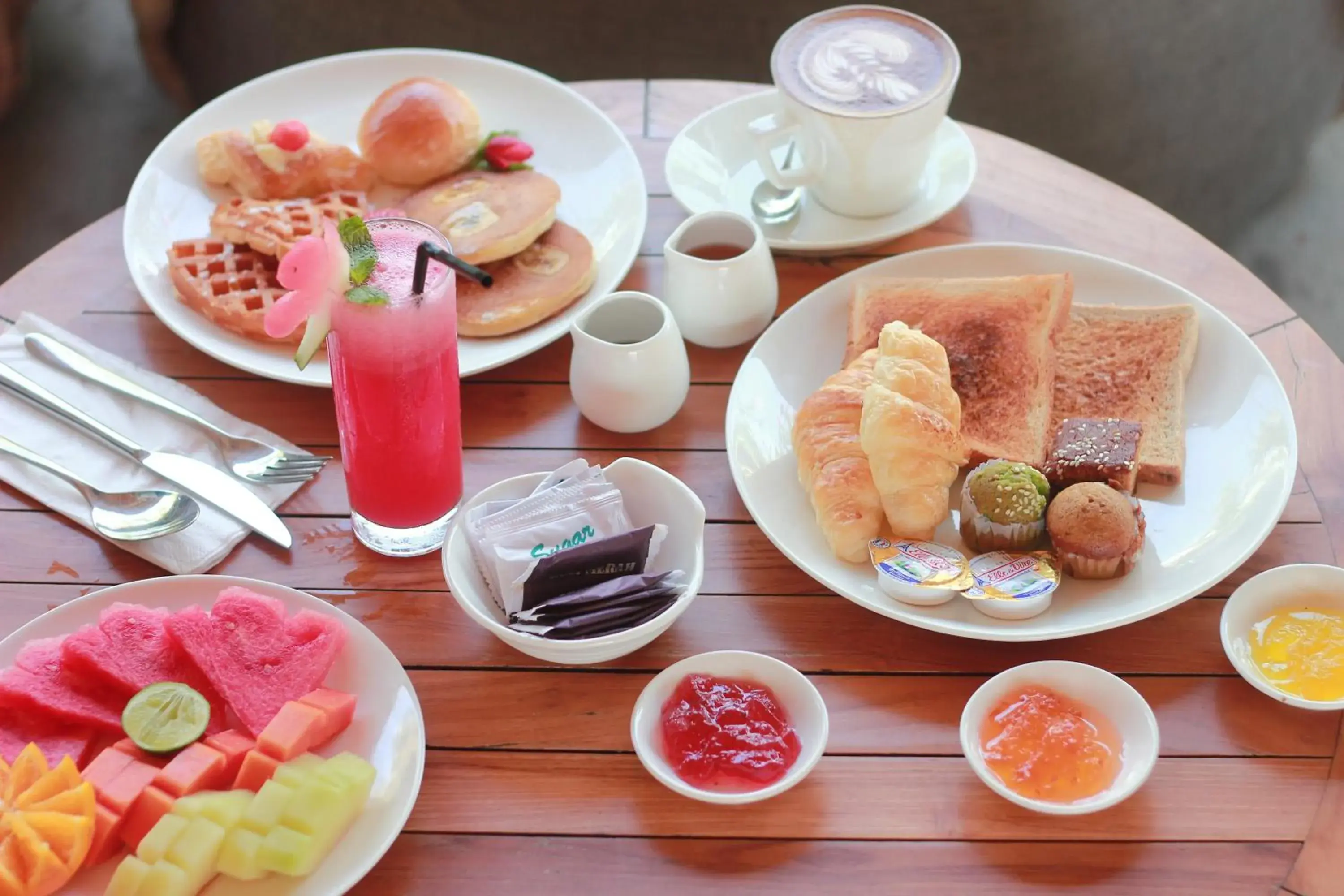 Continental breakfast, Breakfast in Tijili Benoa