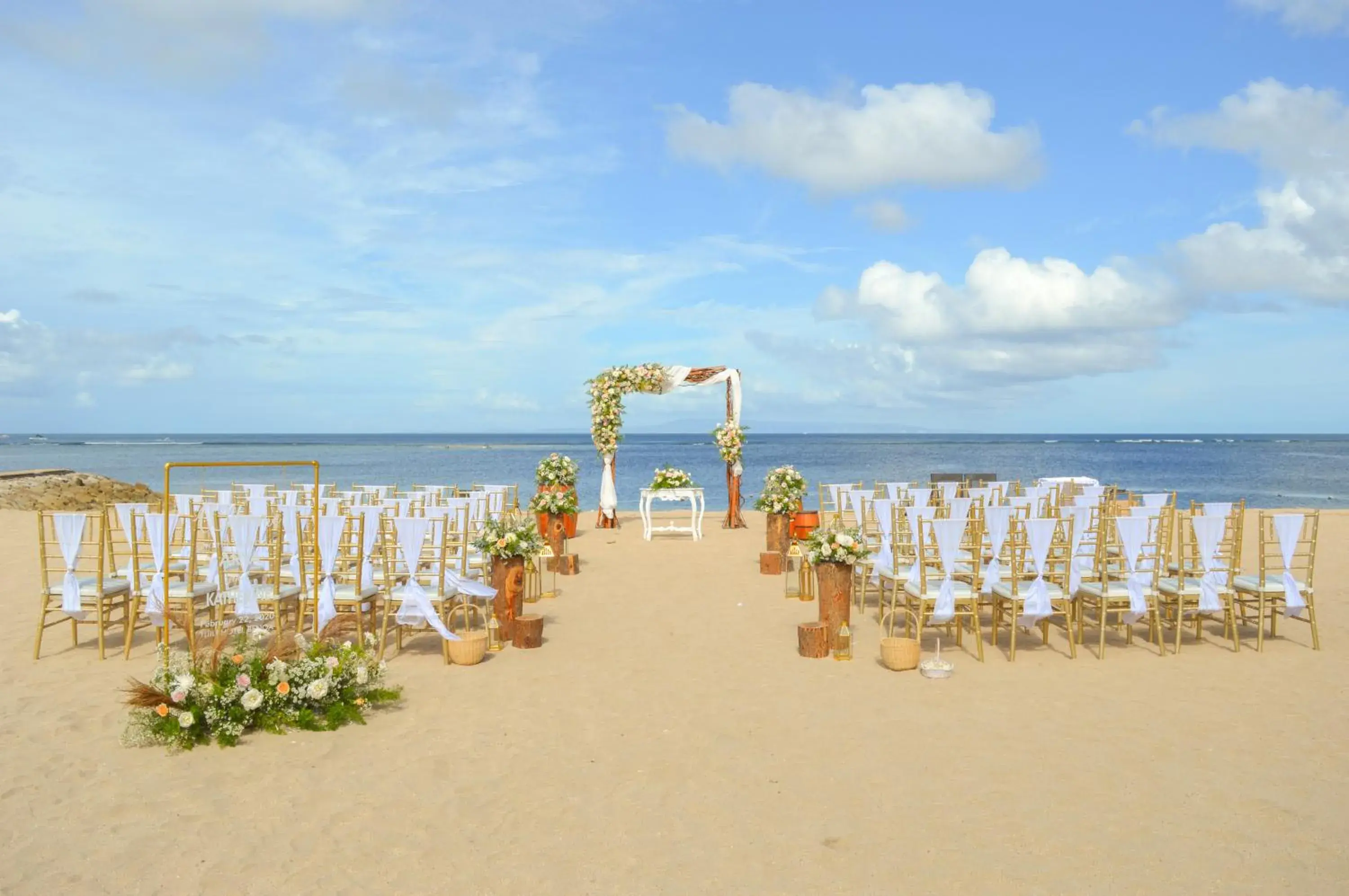 wedding, Banquet Facilities in Tijili Benoa