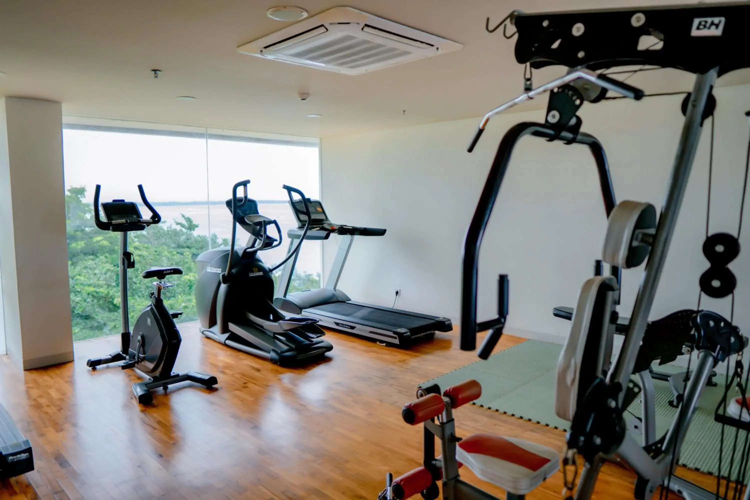 Fitness centre/facilities, Fitness Center/Facilities in Tijili Benoa