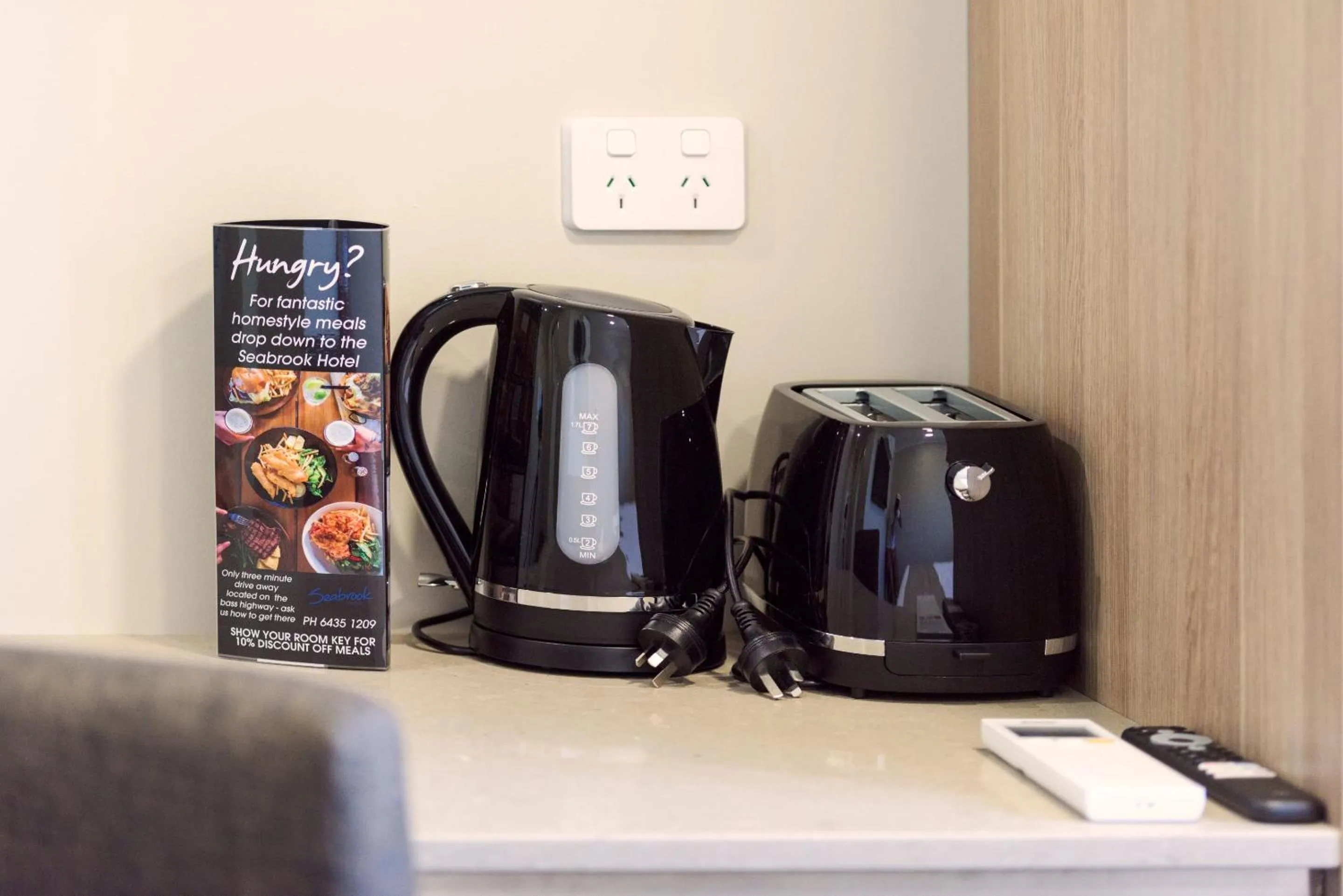 Kitchen or kitchenette in Somerset Hotel