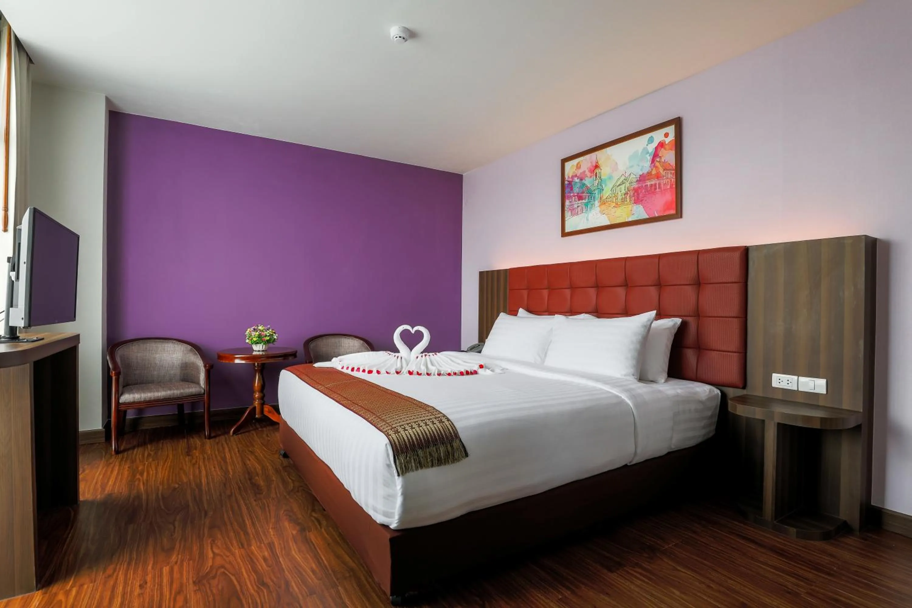 Bed in Grand Pink Hotel Hatyai
