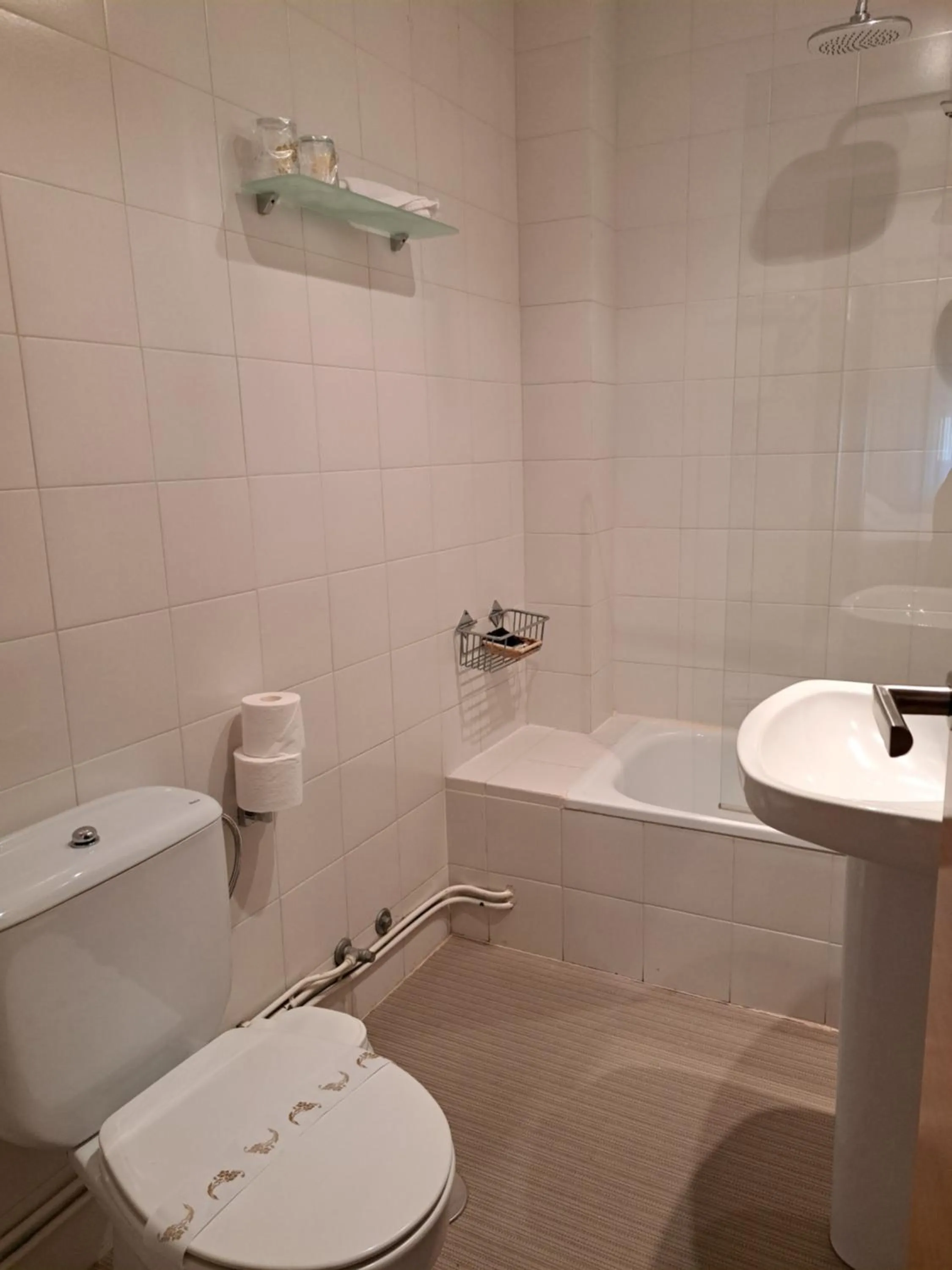 Bathroom in Hotel Casa Román