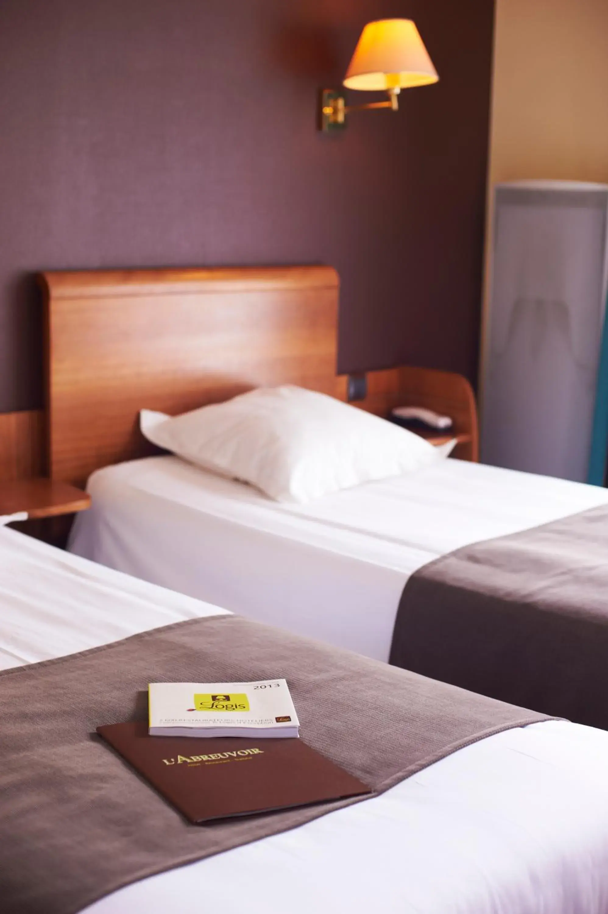 Bed in Logis L'Abreuvoir Bed in Logis L'Abreuvoir