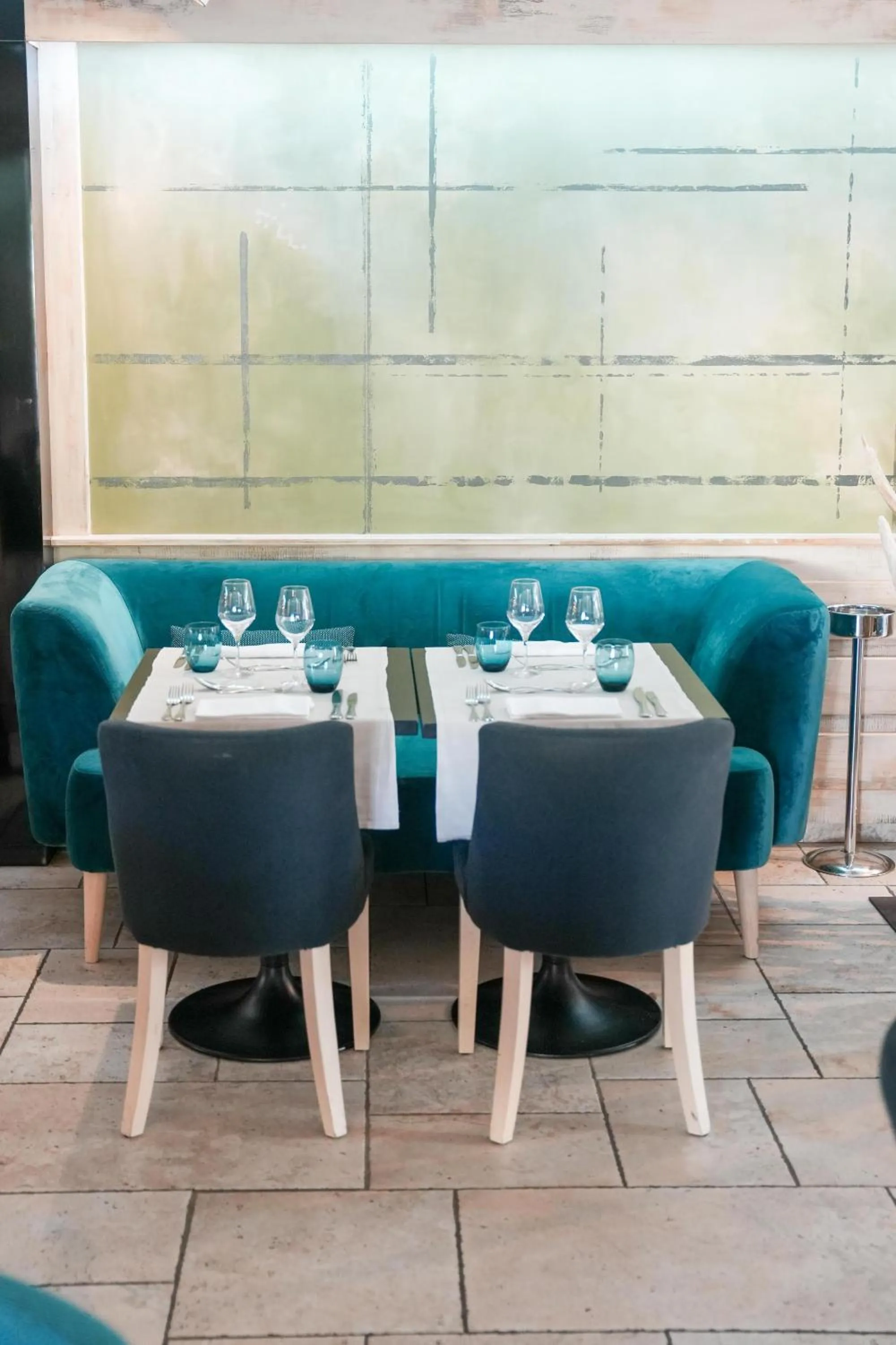 Restaurant/places to eat in Logis L'Abreuvoir