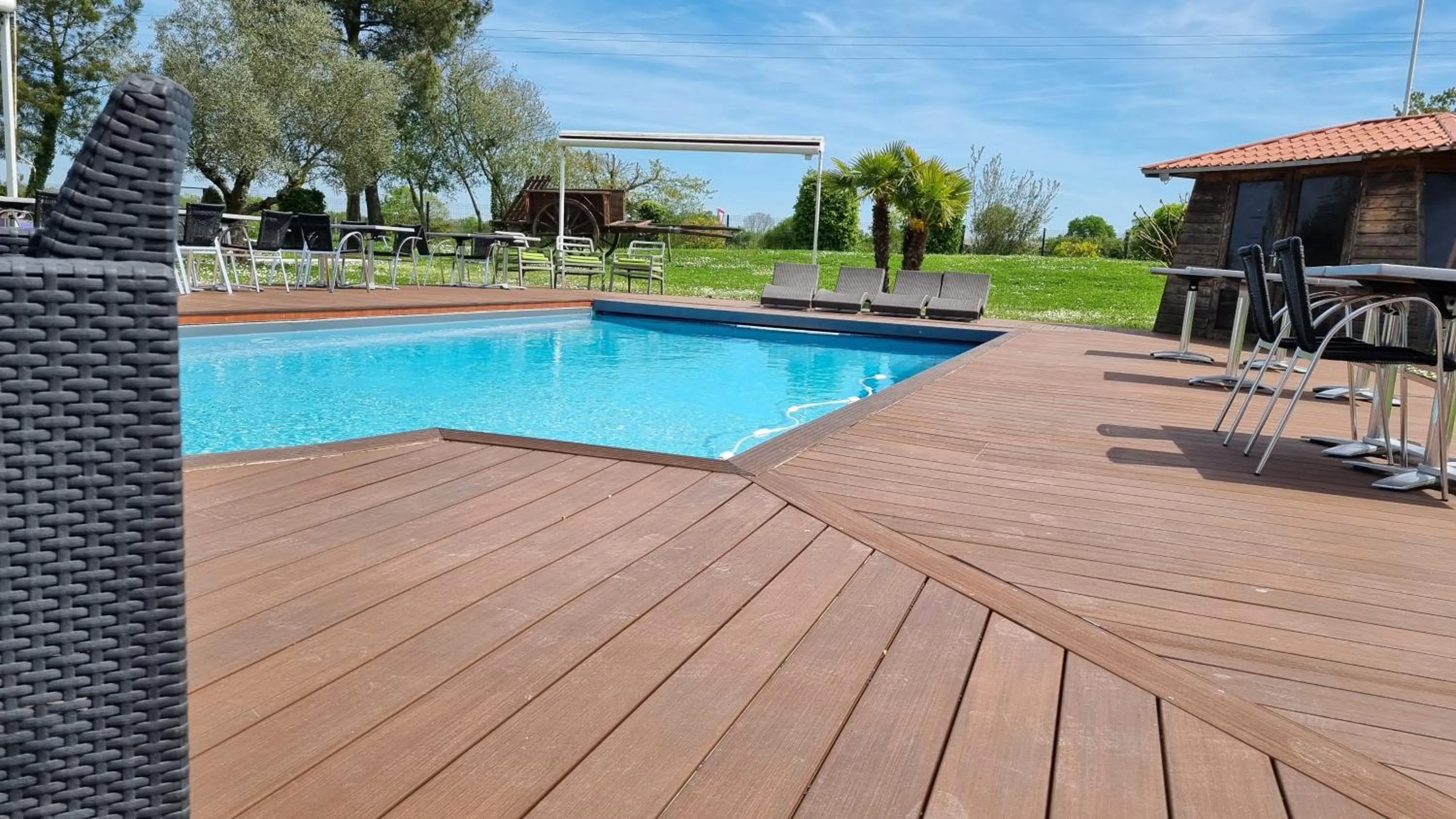 Pool view in Logis L'Abreuvoir