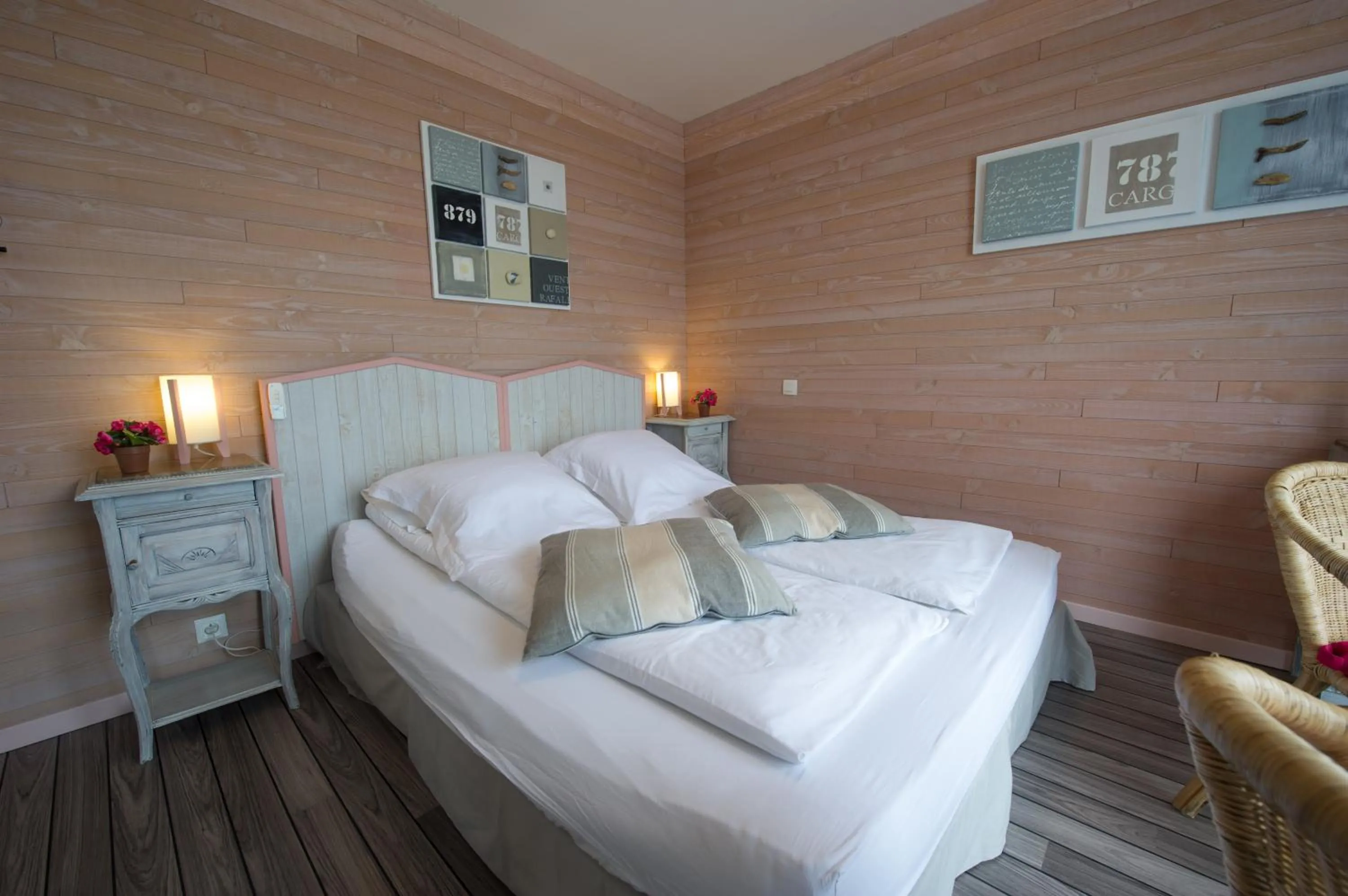 Deluxe Double Room with Sea View in Villa Trémail - La plage au pied de votre chambre