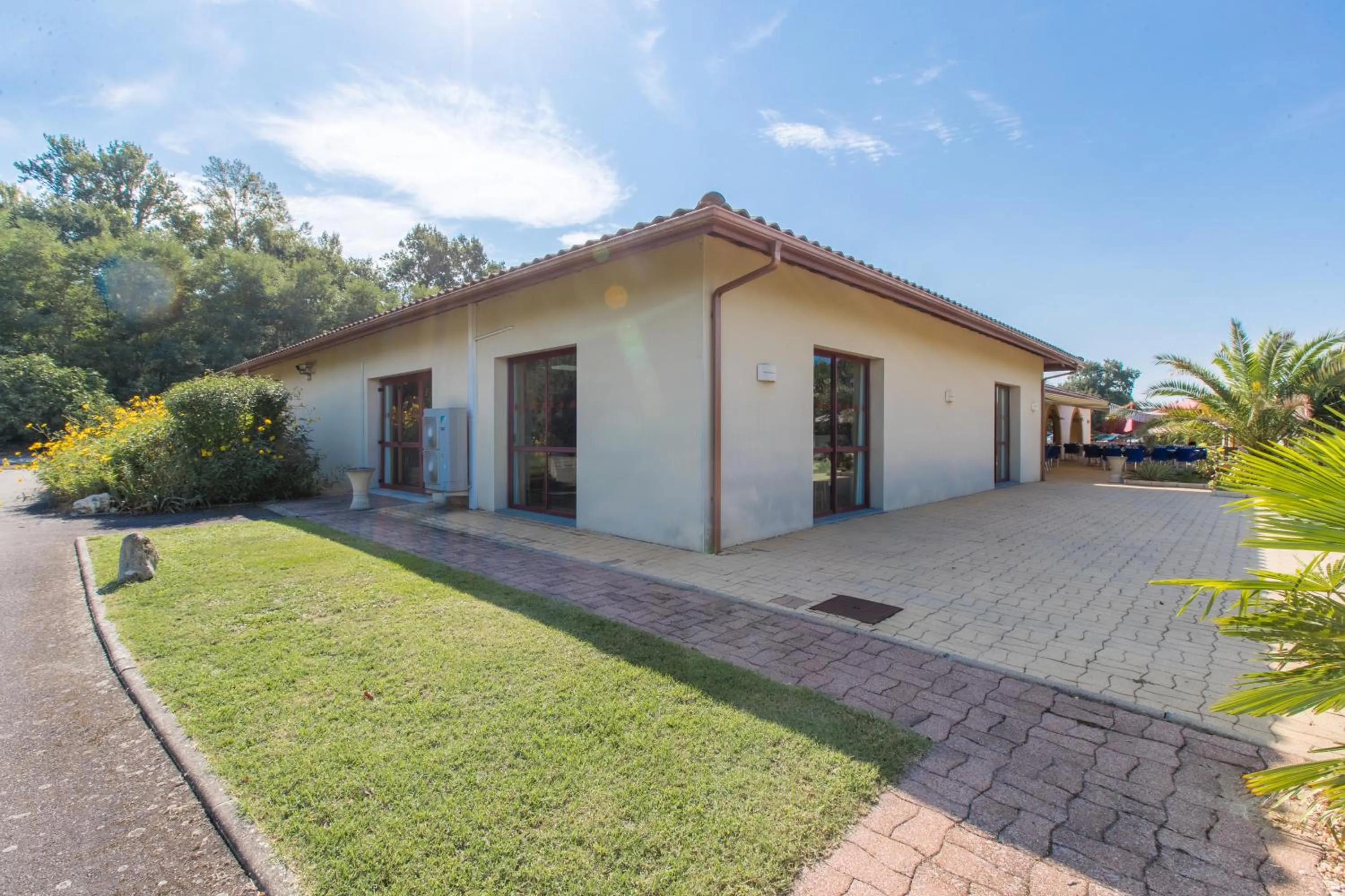 Property building in Logis Hôtel Restaurant Solenca