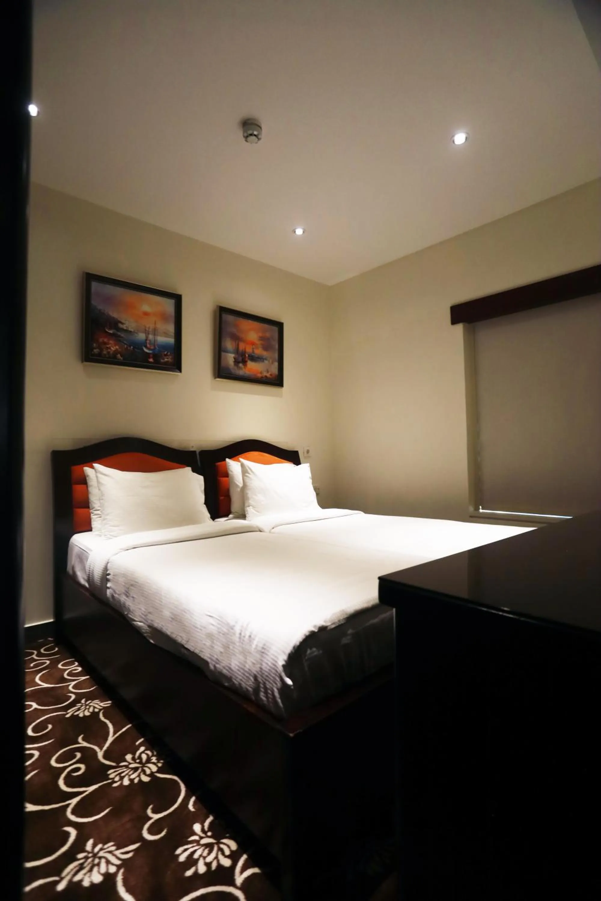 Photo of the whole room, Bed in Naylover Hotel Suites