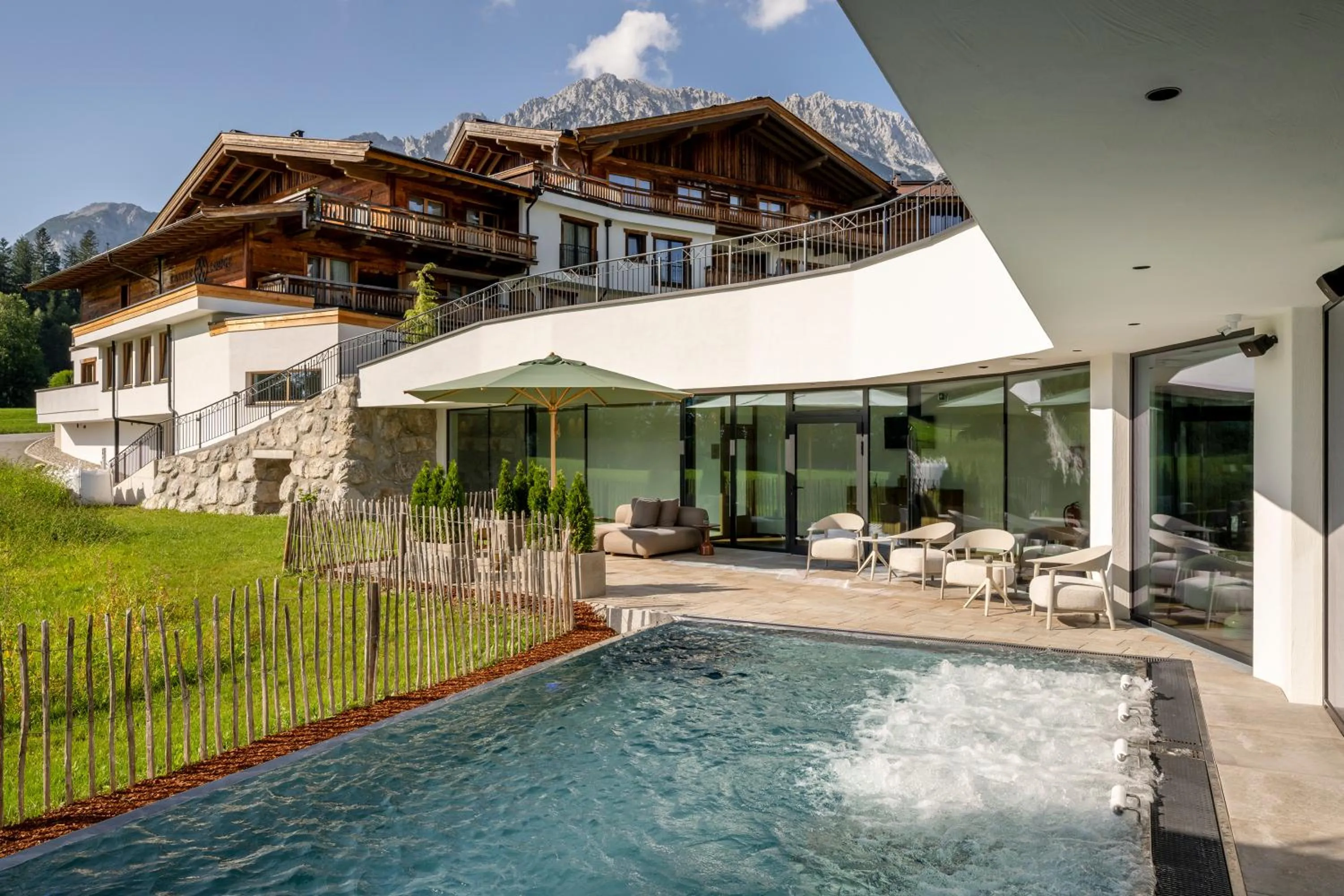 Property building in Kaiserlodge