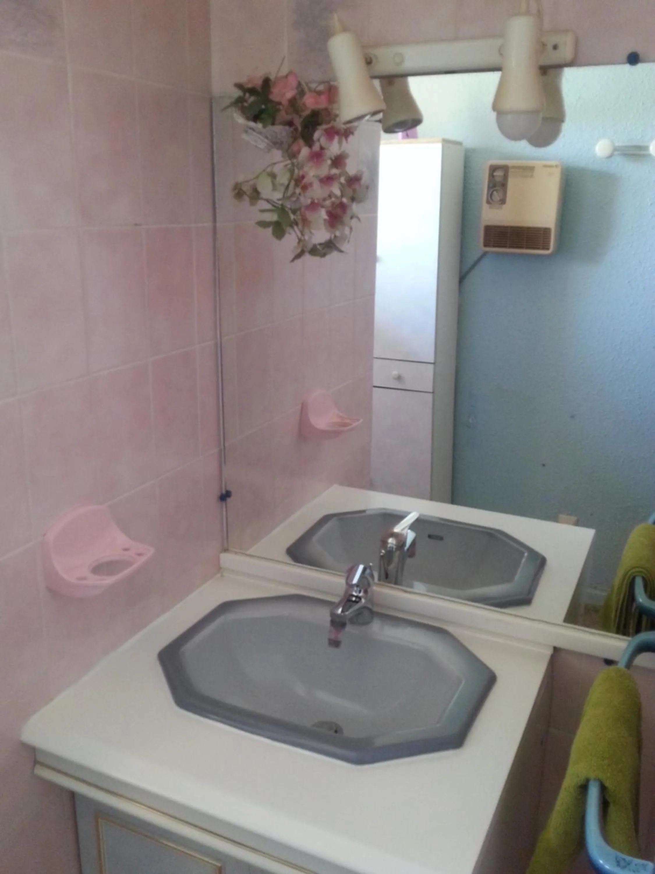 Bathroom in Le Belvue