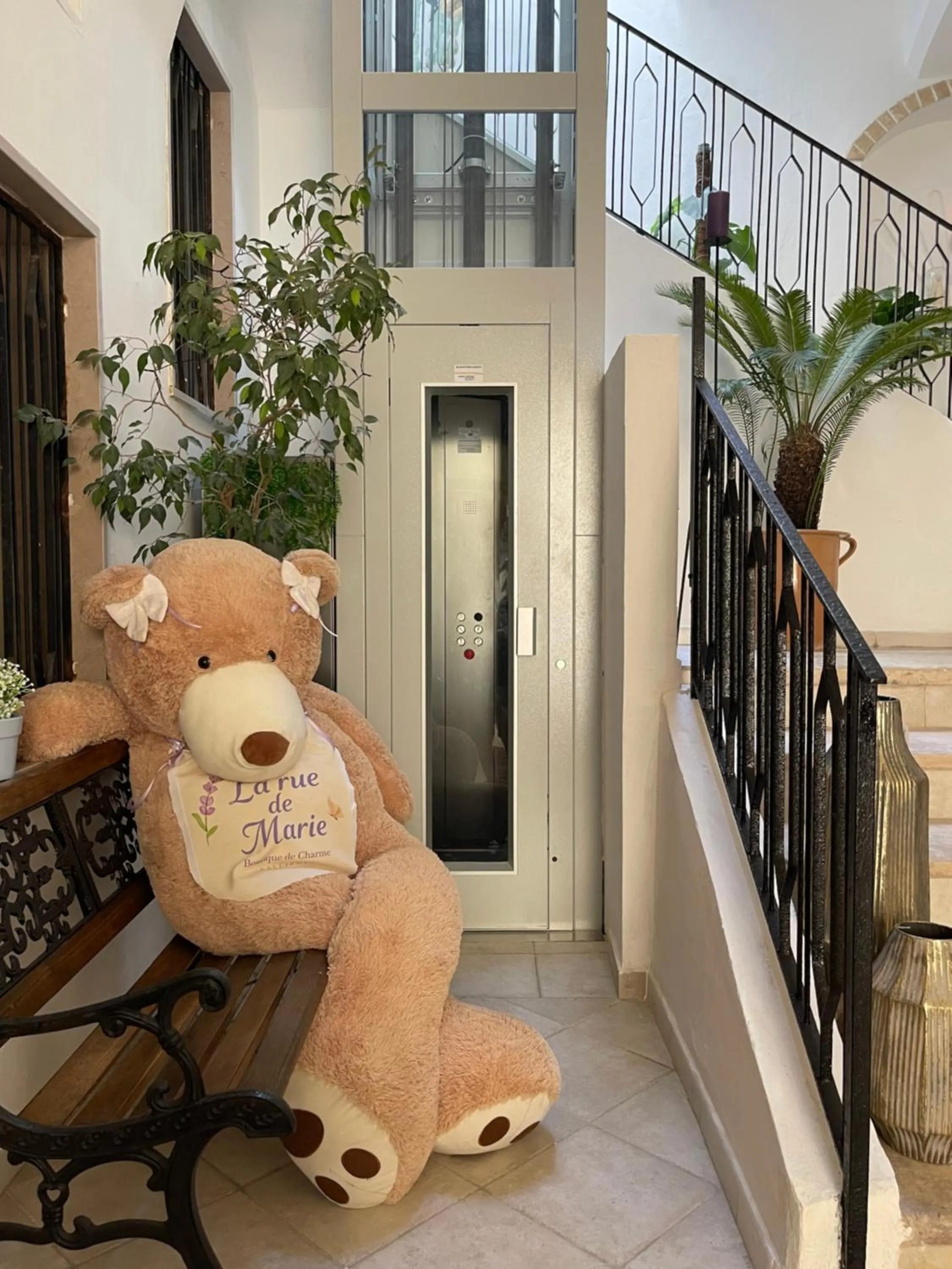 elevator in Calliope