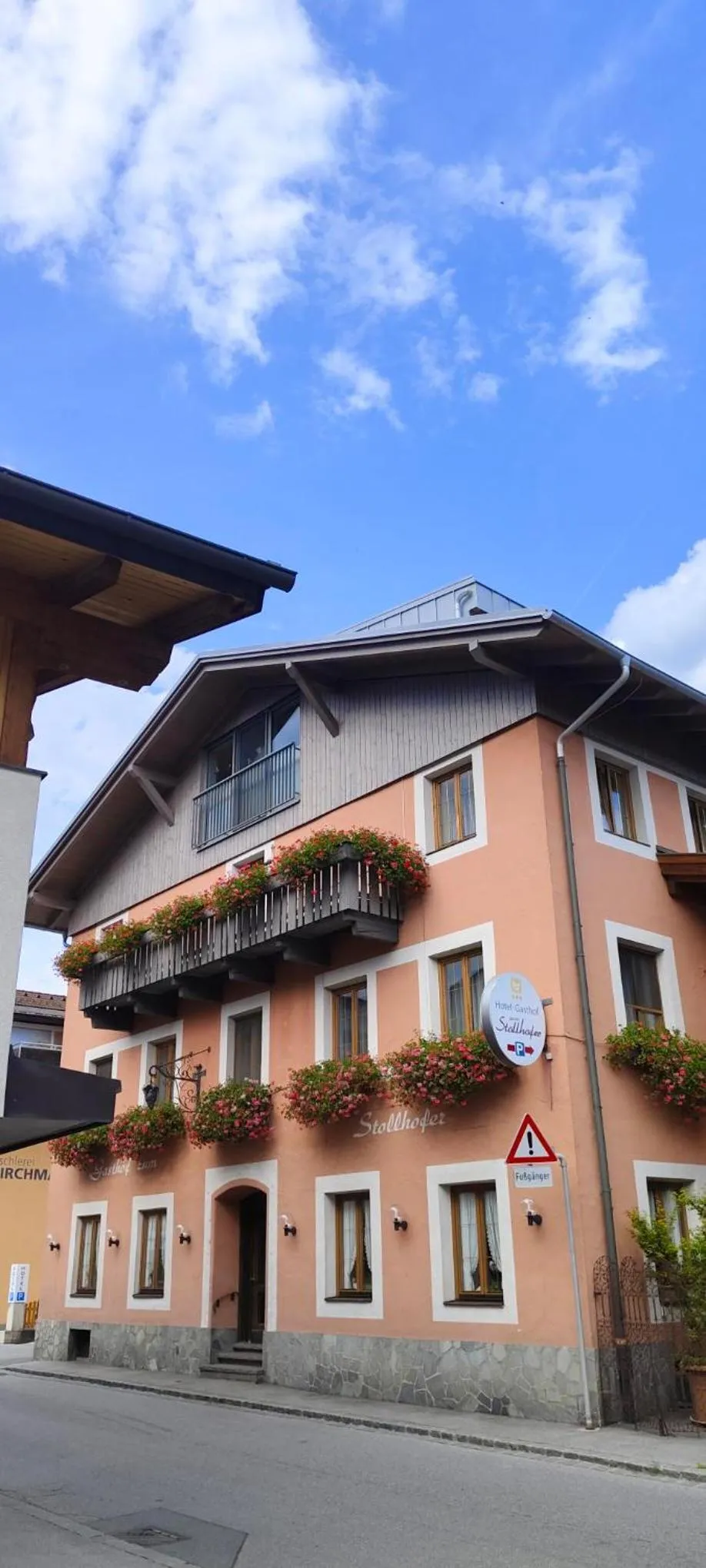 Property building in Gasthof Zum Stollhofer
